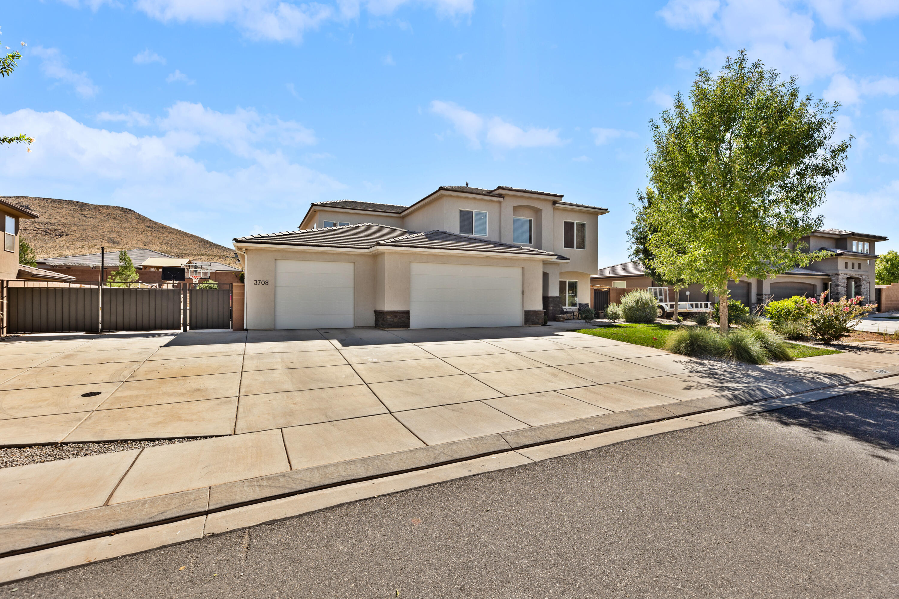 DESERT VALLEY - Residential