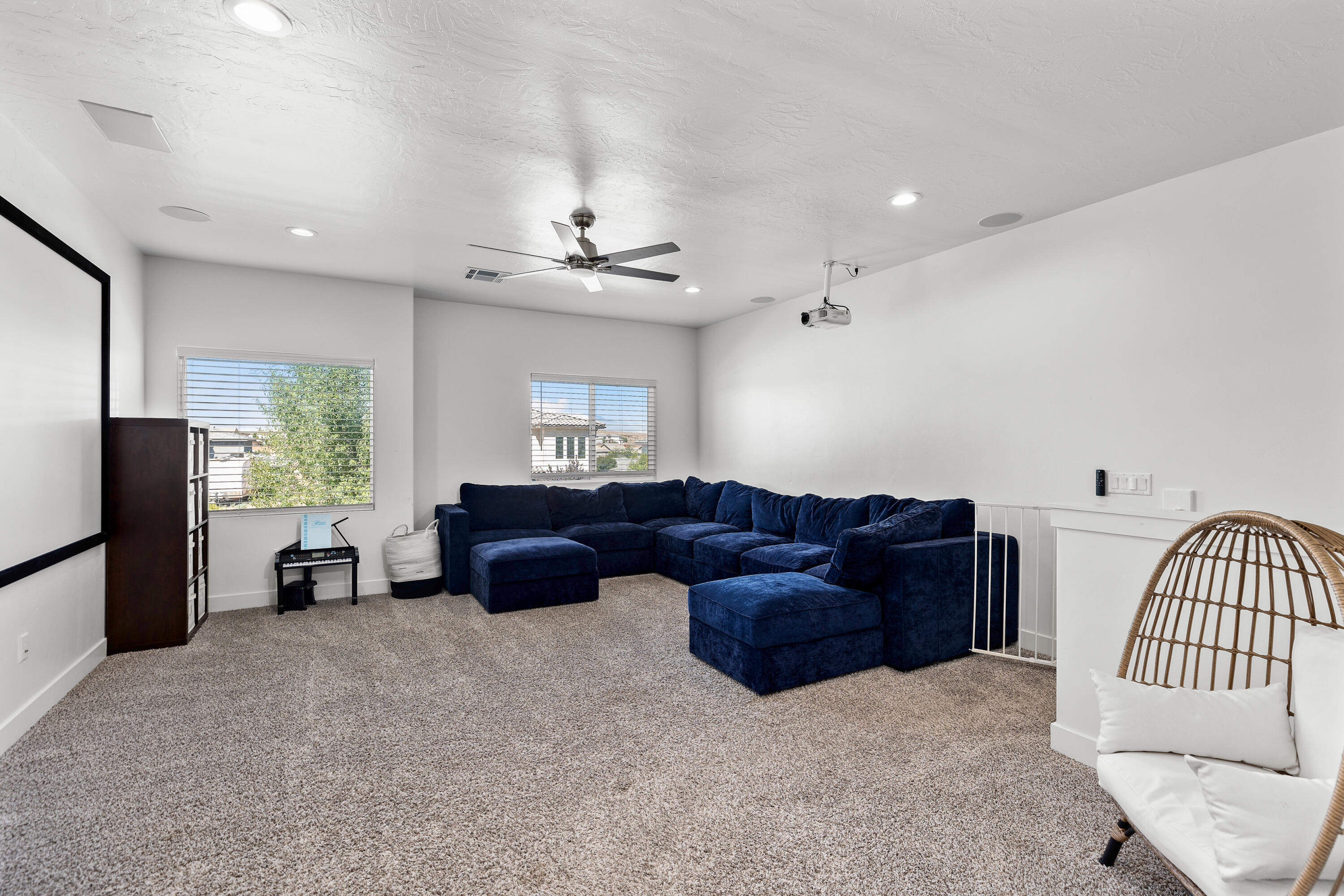 DESERT VALLEY - Residential