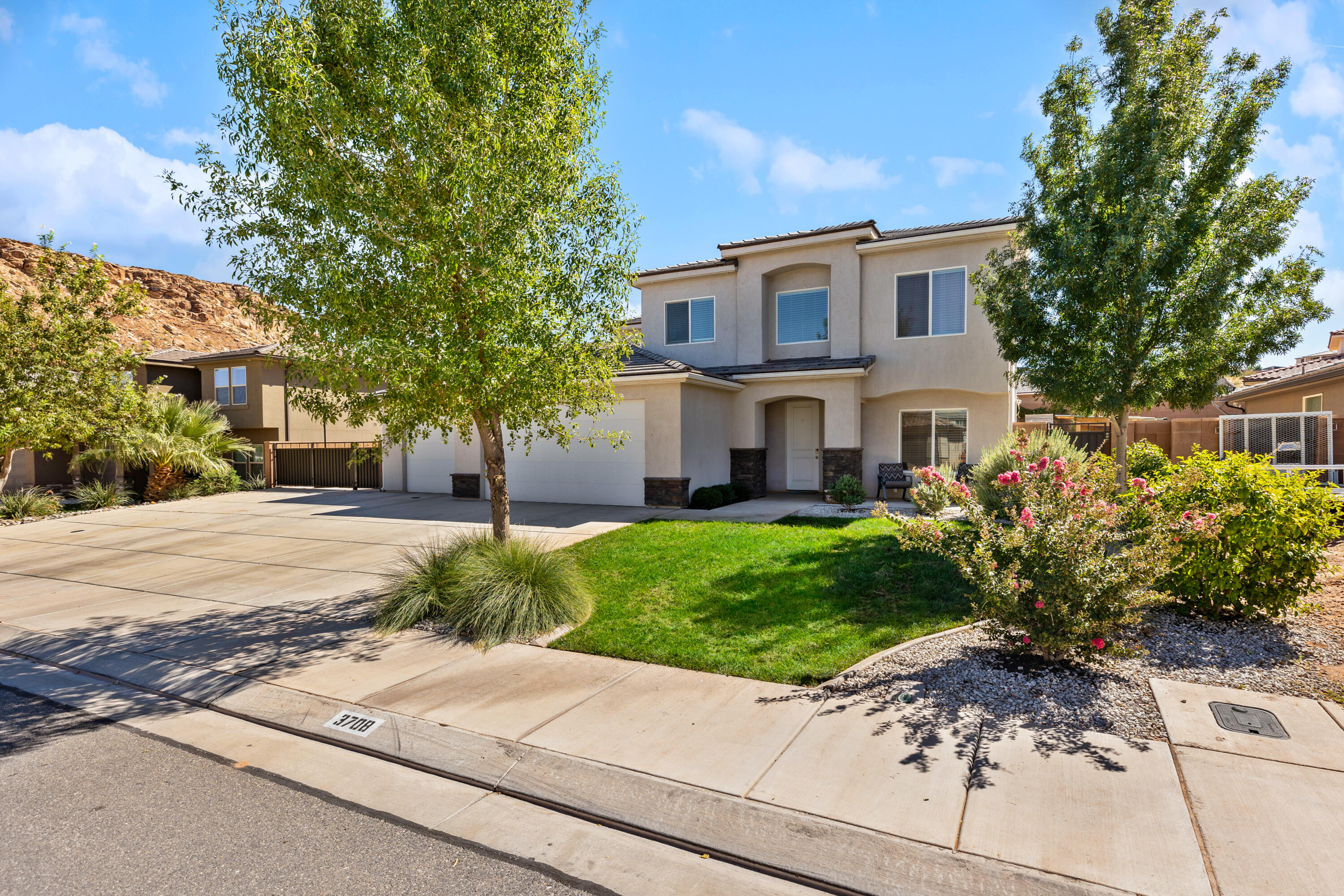DESERT VALLEY - Residential