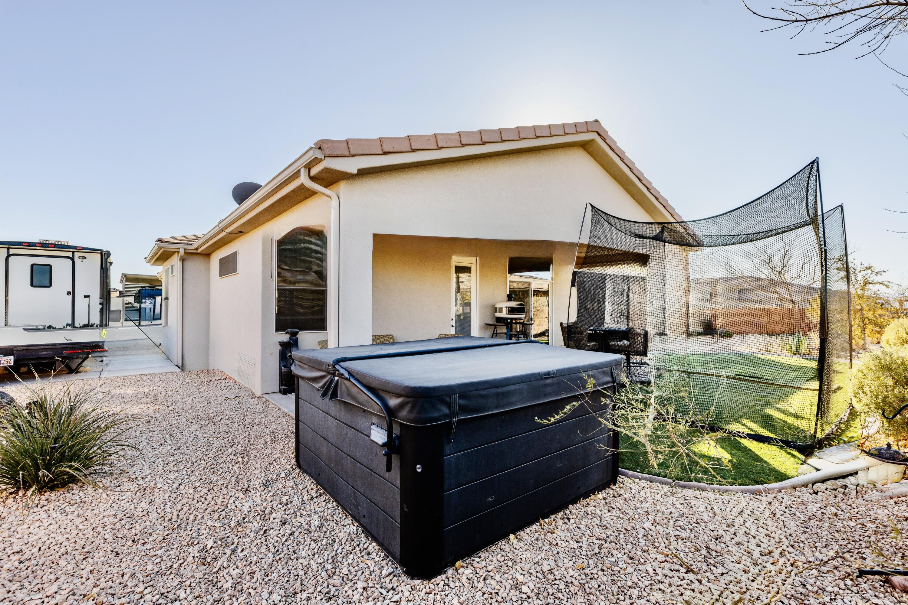 SKY RIDGE - Residential