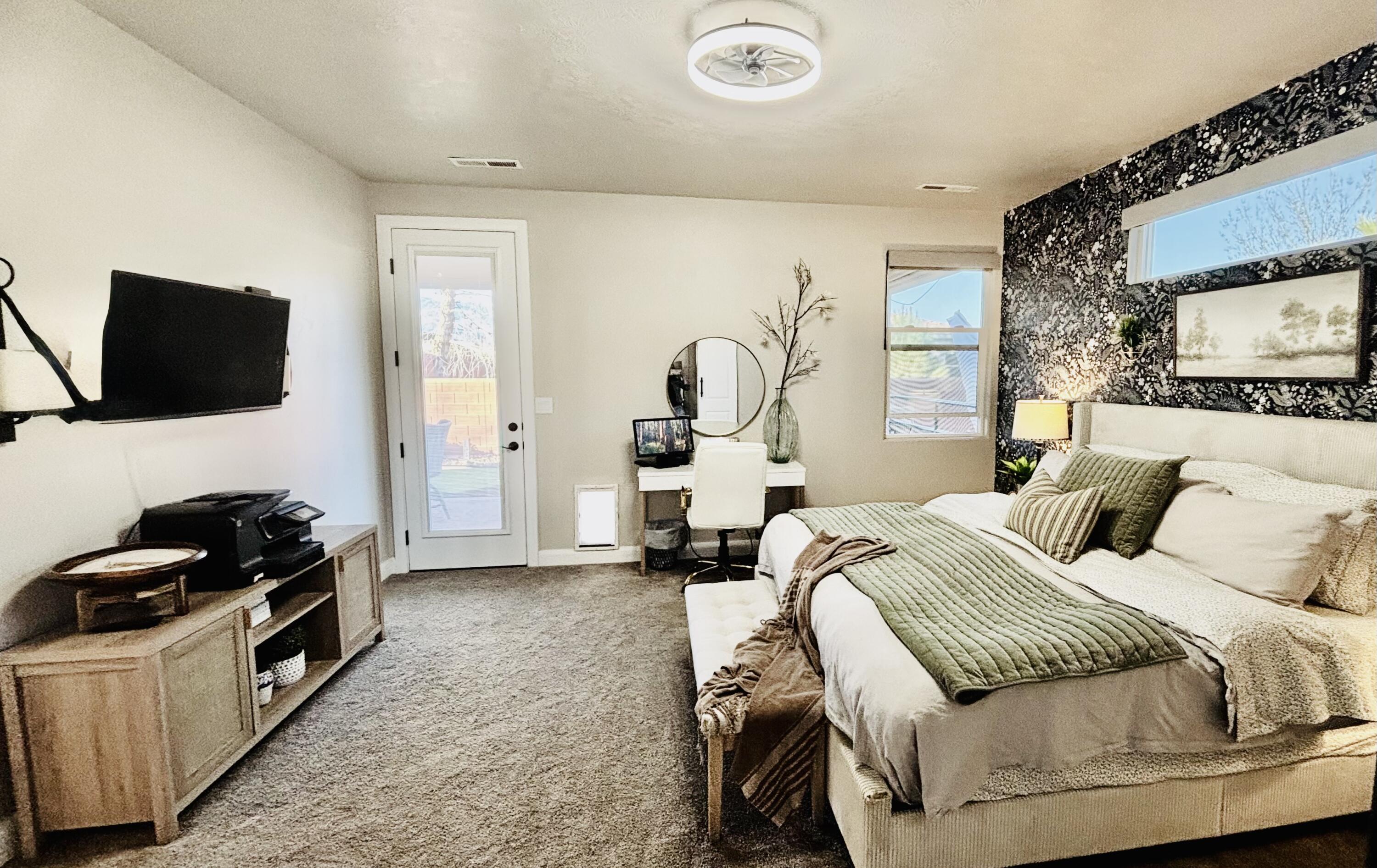 SKY RIDGE - Residential