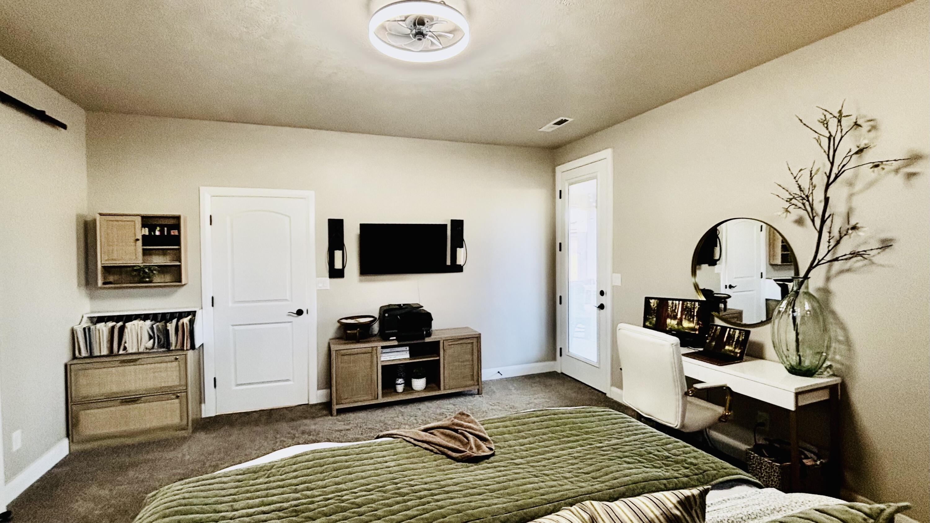 SKY RIDGE - Residential