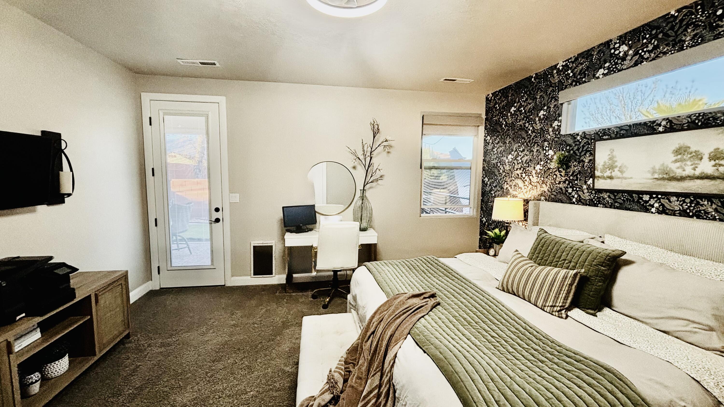 SKY RIDGE - Residential