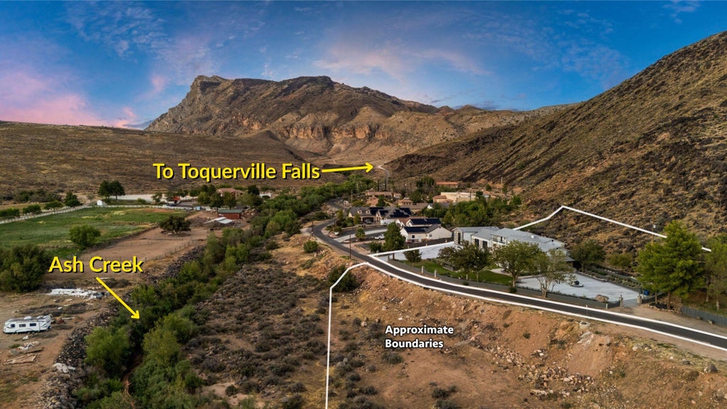 Photo of 476 E Spring DR, Toquerville, UT 84774 (MLS # 26-276290)