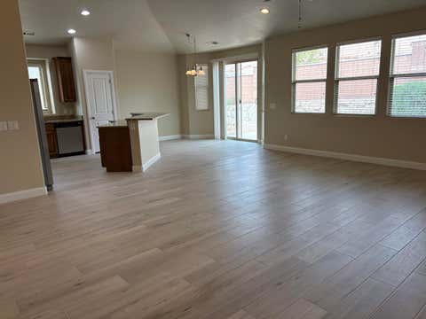 Tiny photo for 347 E Munich DR, Saint George, UT 84790 (MLS # 26-275172)