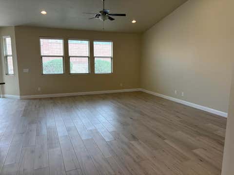 Tiny photo for 347 E Munich DR, Saint George, UT 84790 (MLS # 26-275172)