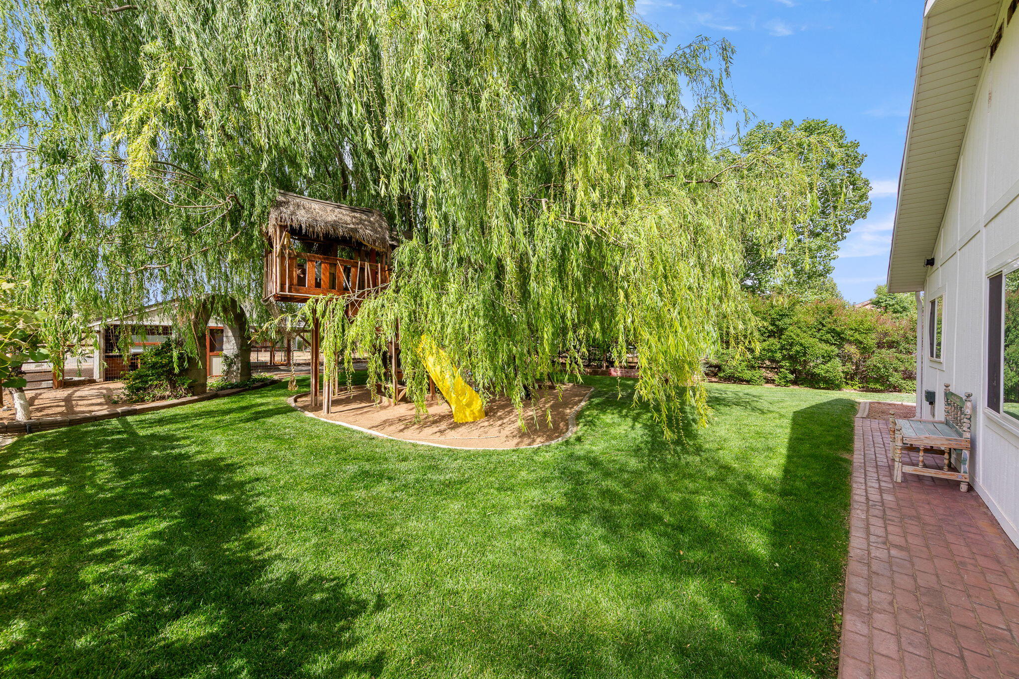 DIAMOND VALLEY ACRES - Residential