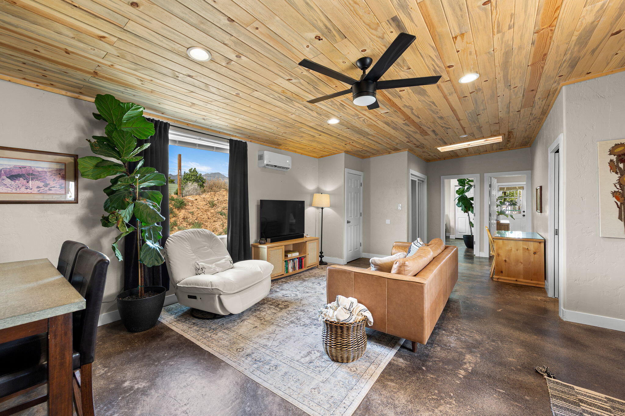 DIAMOND VALLEY ACRES - Residential