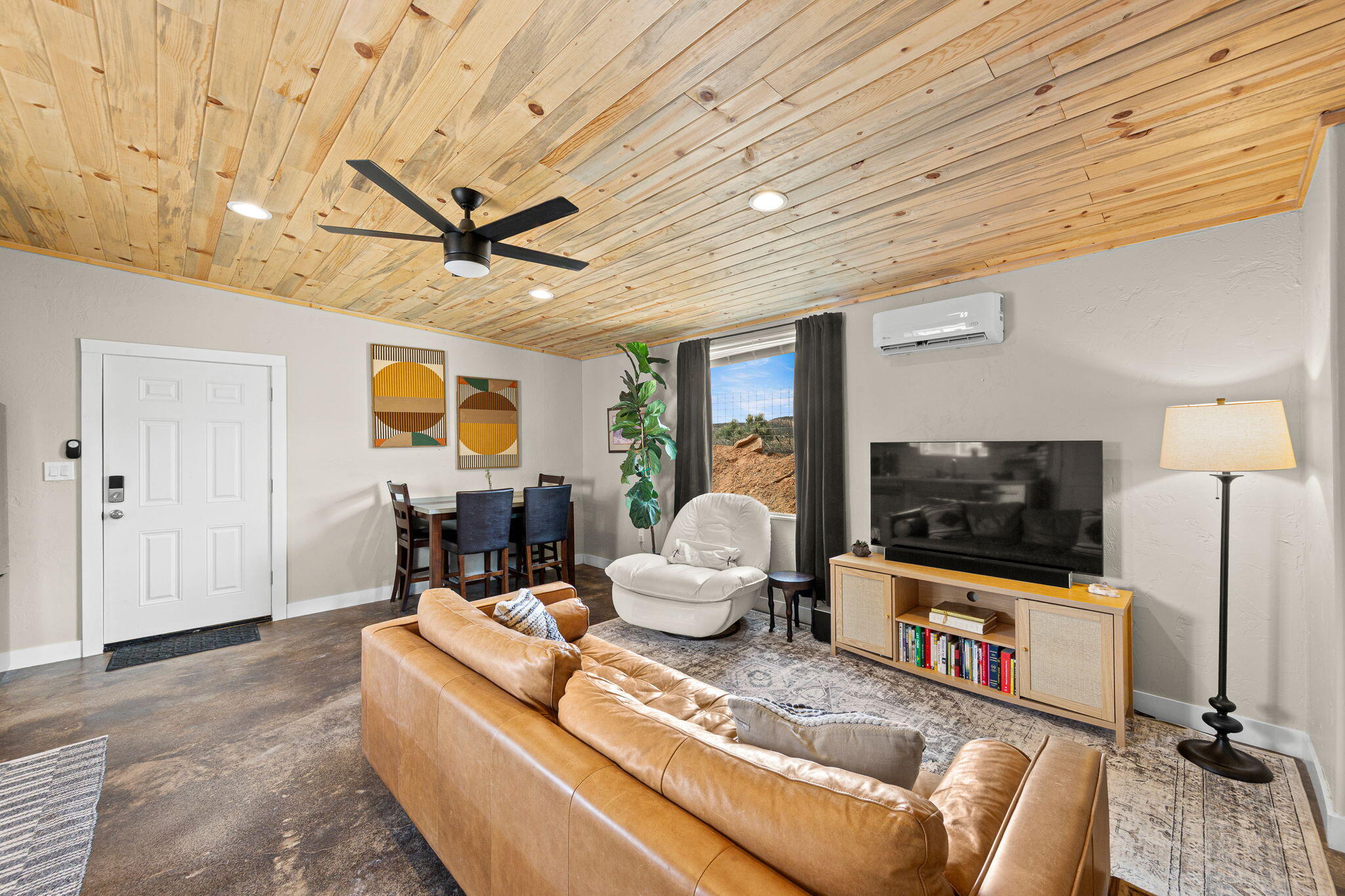 DIAMOND VALLEY ACRES - Residential