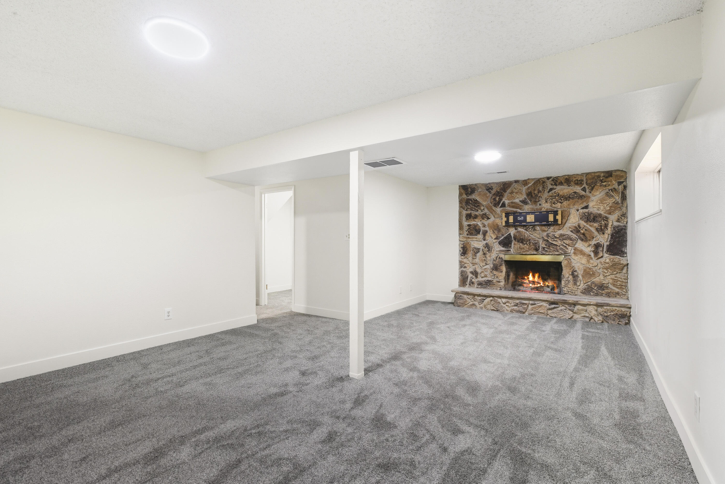 BLOOMINGTON HILLS - Residential