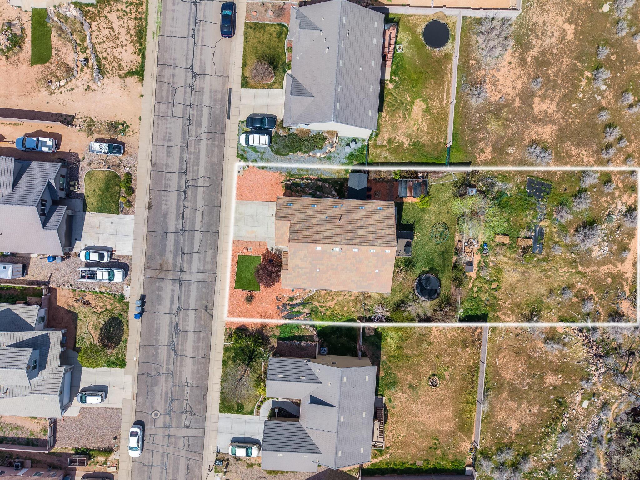 ALMOND HEIGHTS PARK - Residential