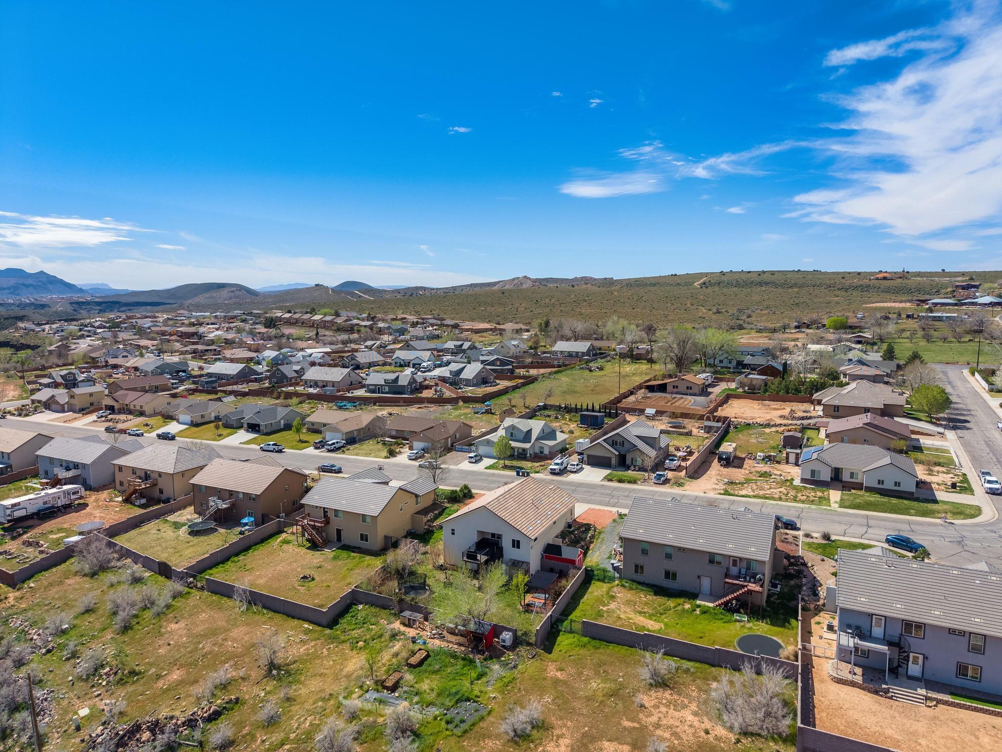 ALMOND HEIGHTS PARK - Residential