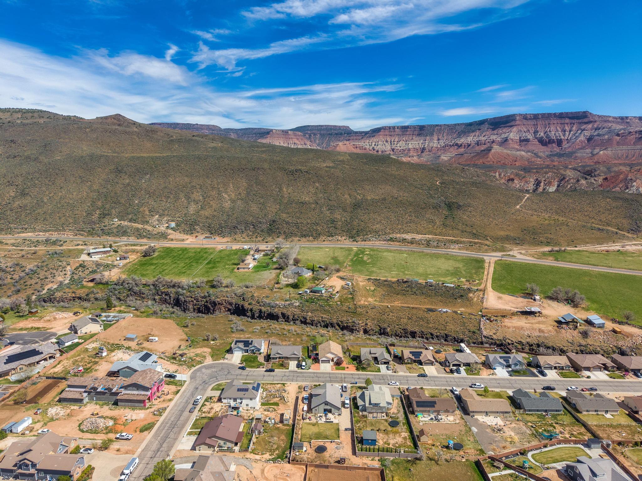 ALMOND HEIGHTS PARK - Residential