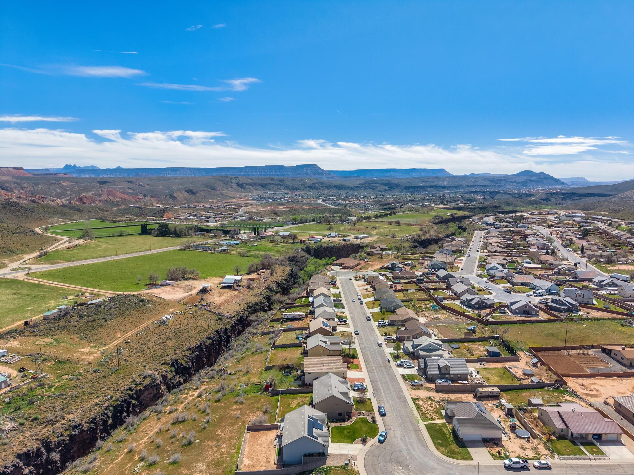 ALMOND HEIGHTS PARK - Residential