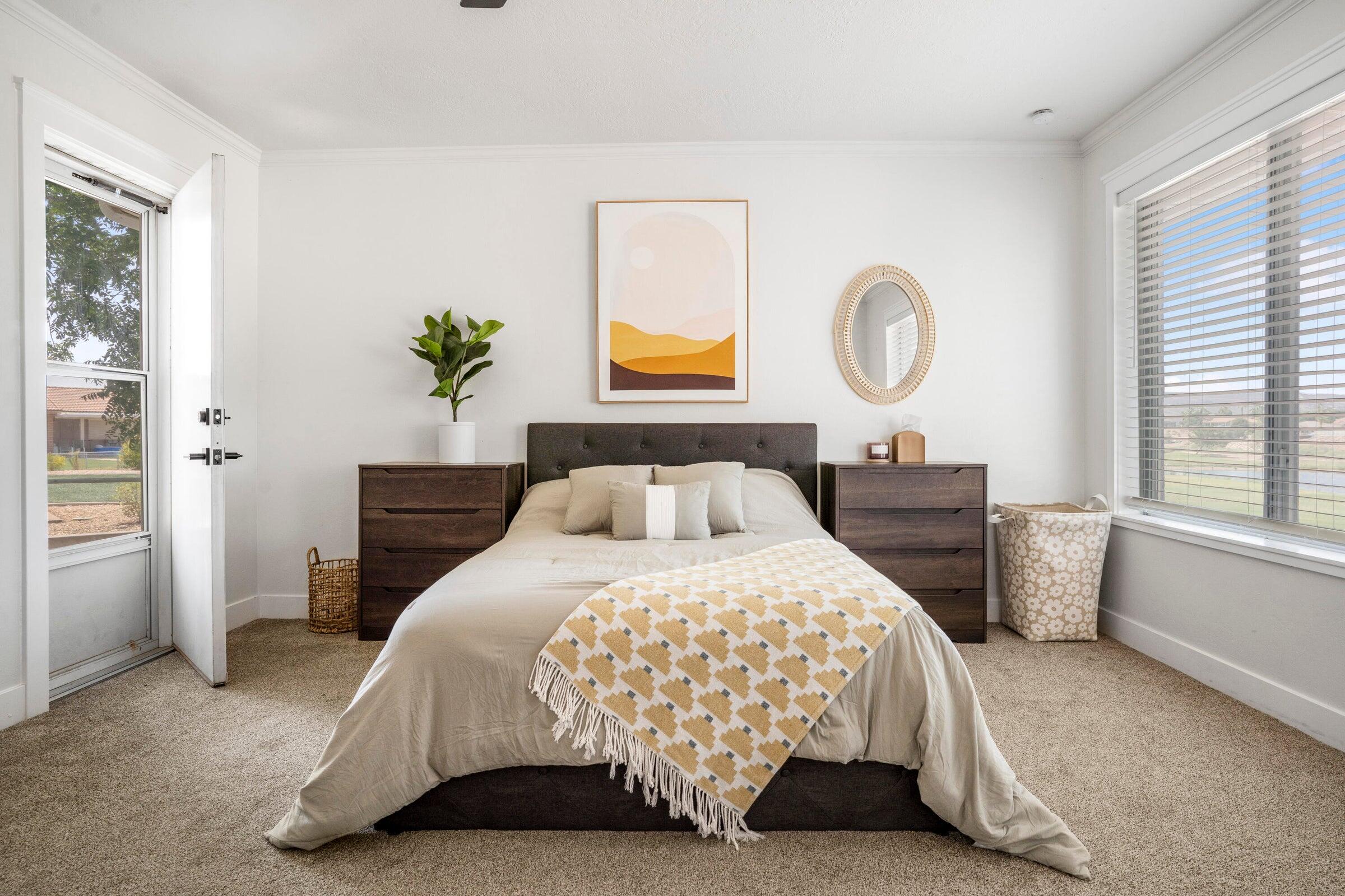 BLOOMINGTON HILLS - Residential