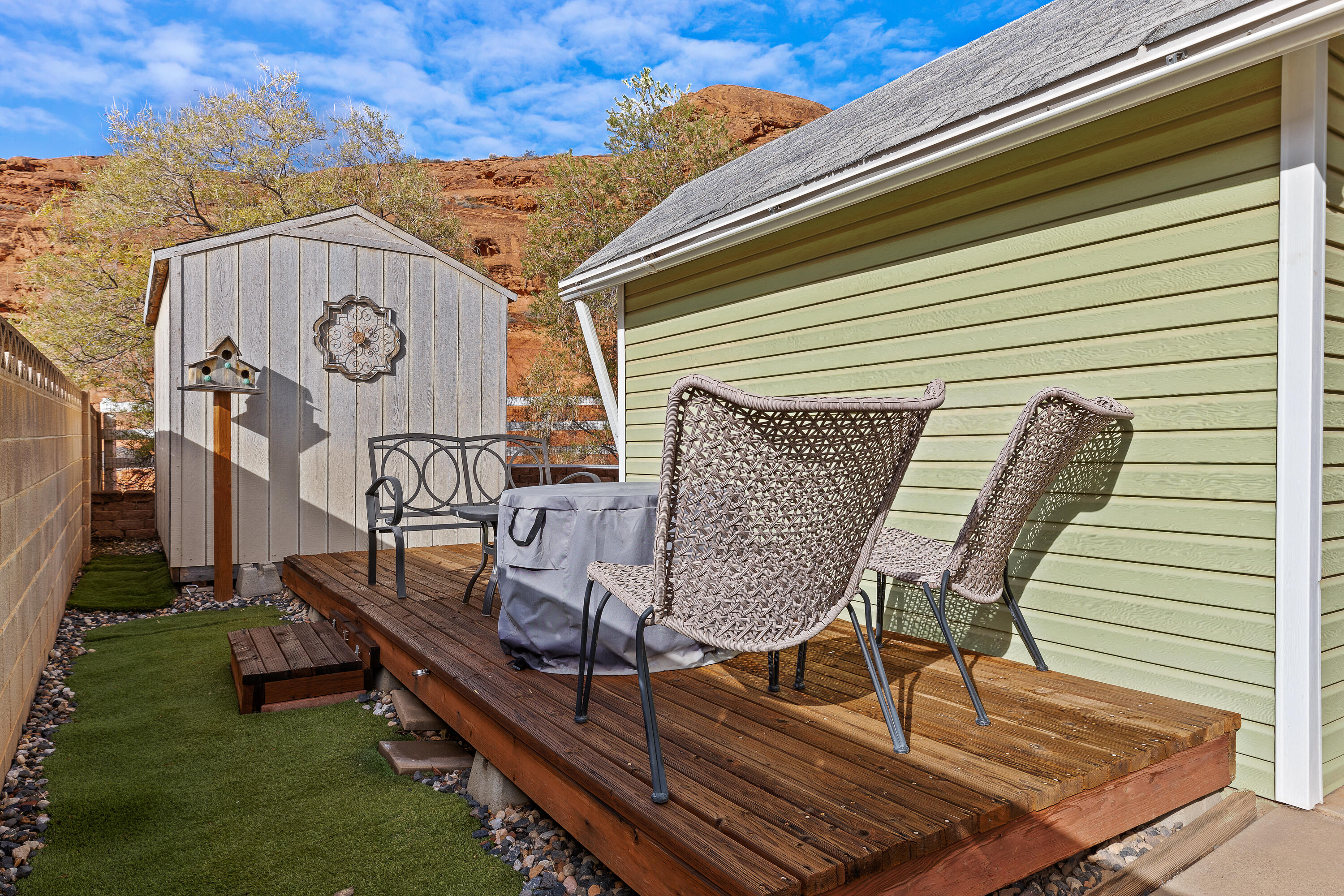 CANYON BREEZE RV RESORT - Residential