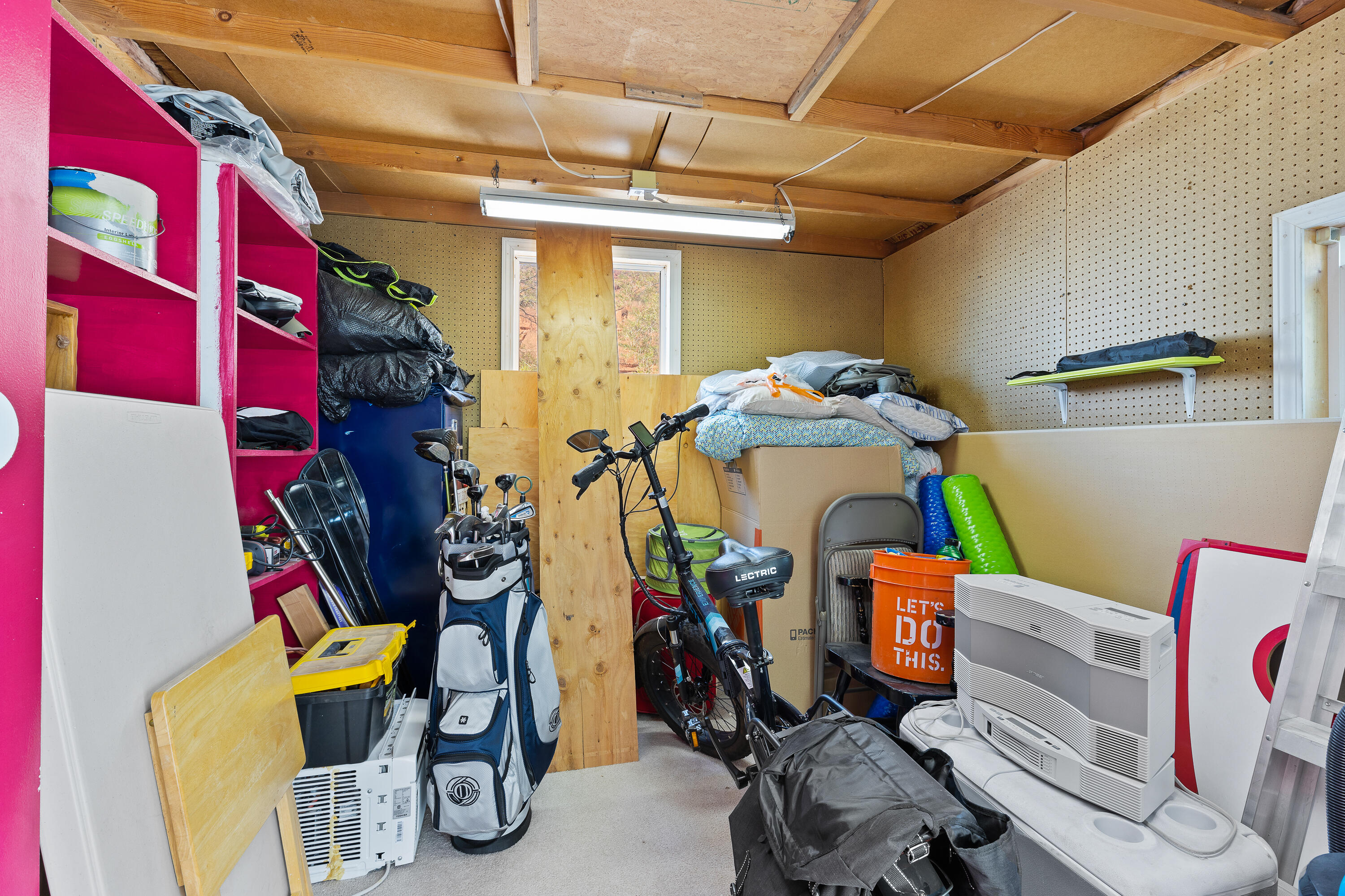 CANYON BREEZE RV RESORT - Residential