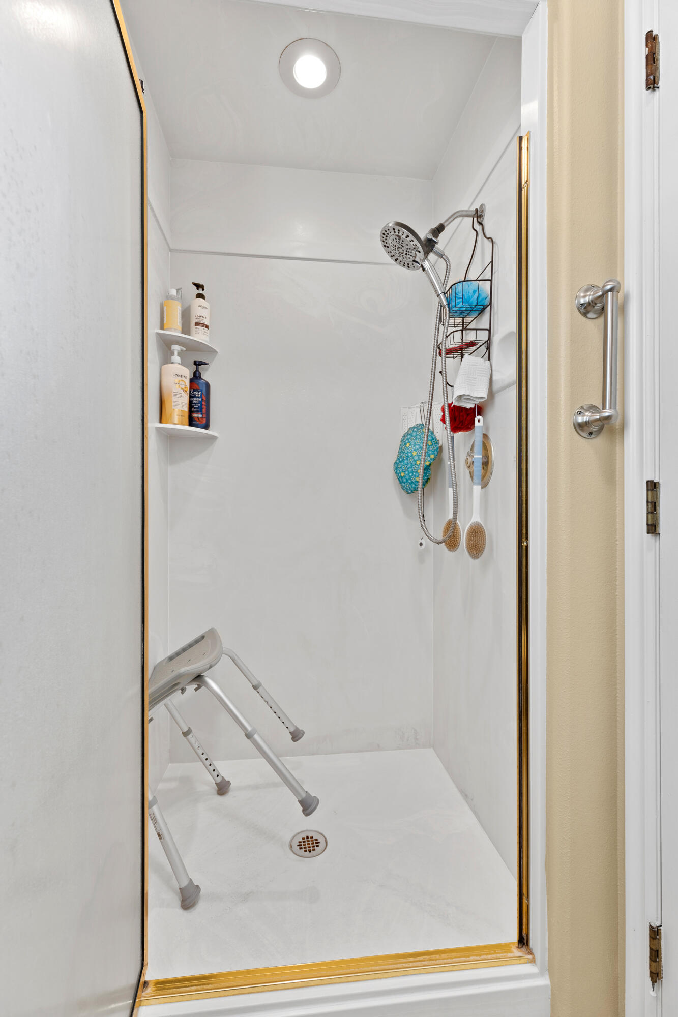 CANYON BREEZE RV RESORT - Residential