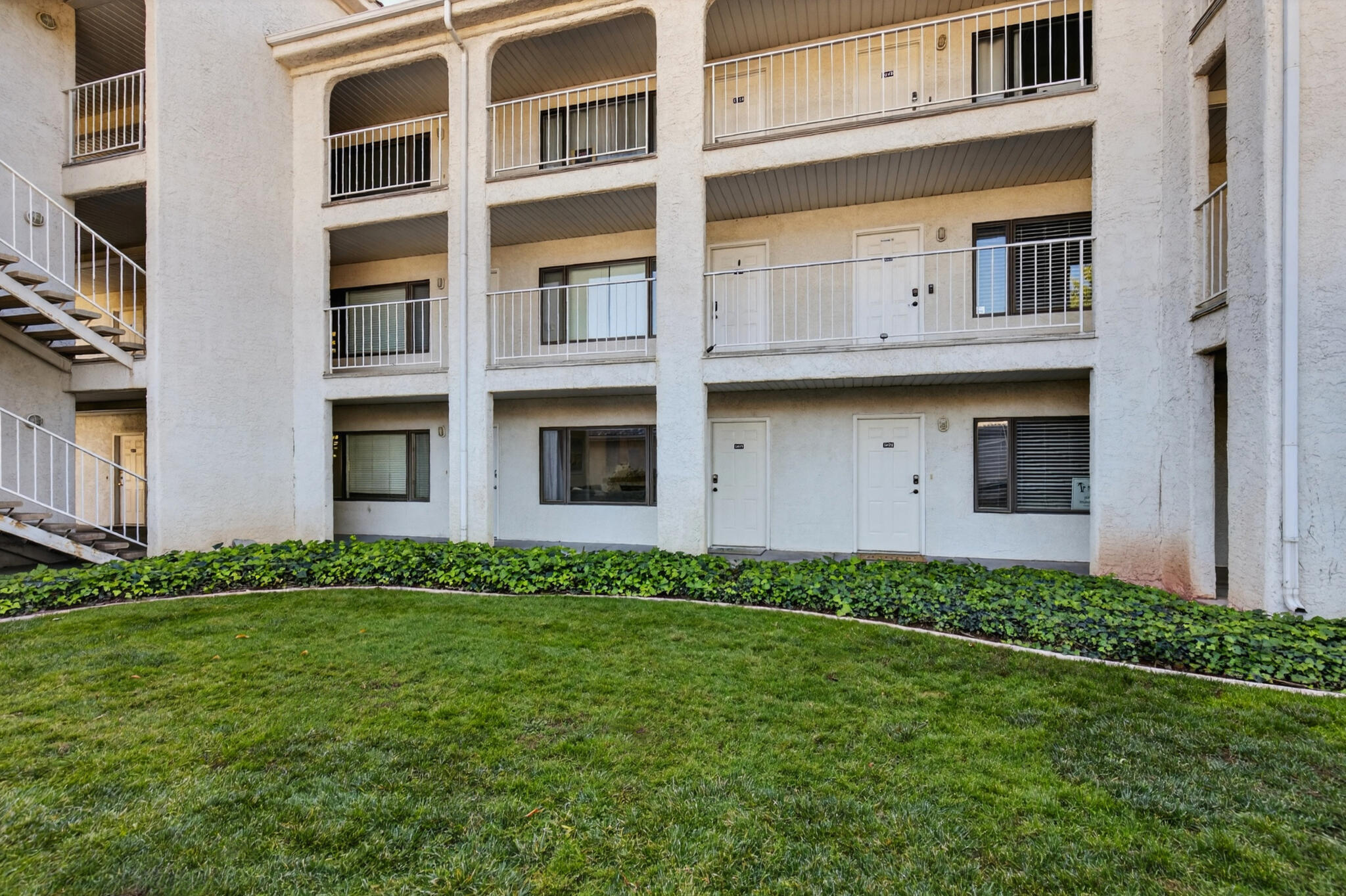 LAS PALMAS RESORT CONDOS - Residential