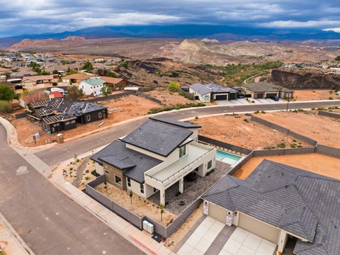 Tiny photo for 1108 Florence CIR, Hurricane, UT 84737 (MLS # 26-276736)