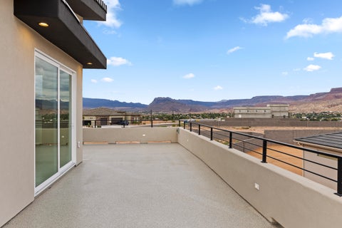 Tiny photo for 1108 Florence CIR, Hurricane, UT 84737 (MLS # 26-276736)