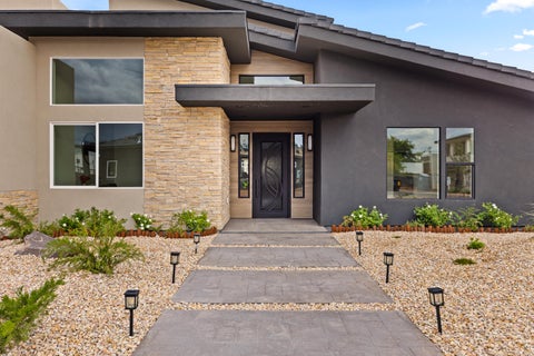Tiny photo for 1108 Florence CIR, Hurricane, UT 84737 (MLS # 26-276736)