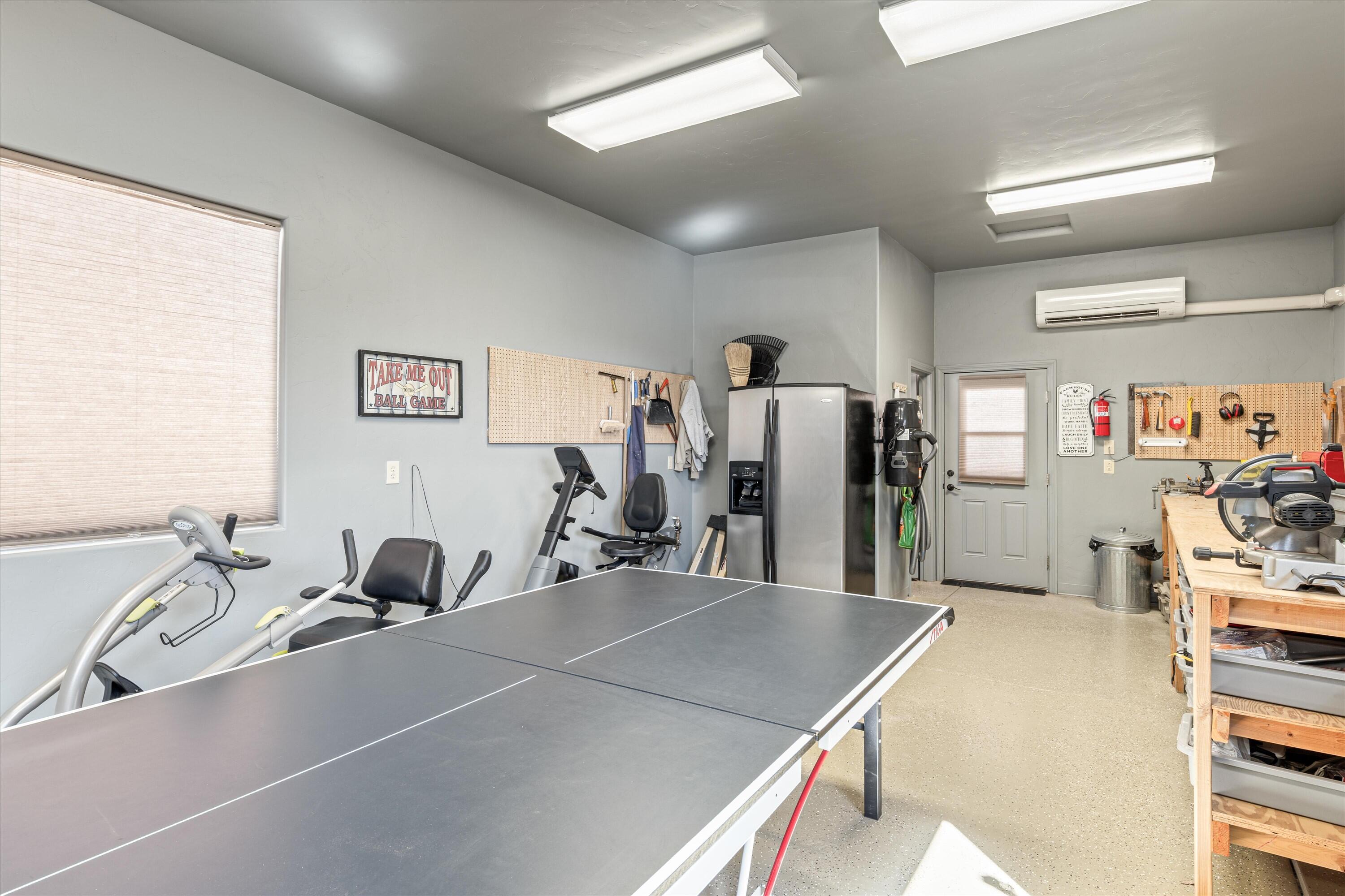 KNOLLS AT LITTLE VALLEY - Residential