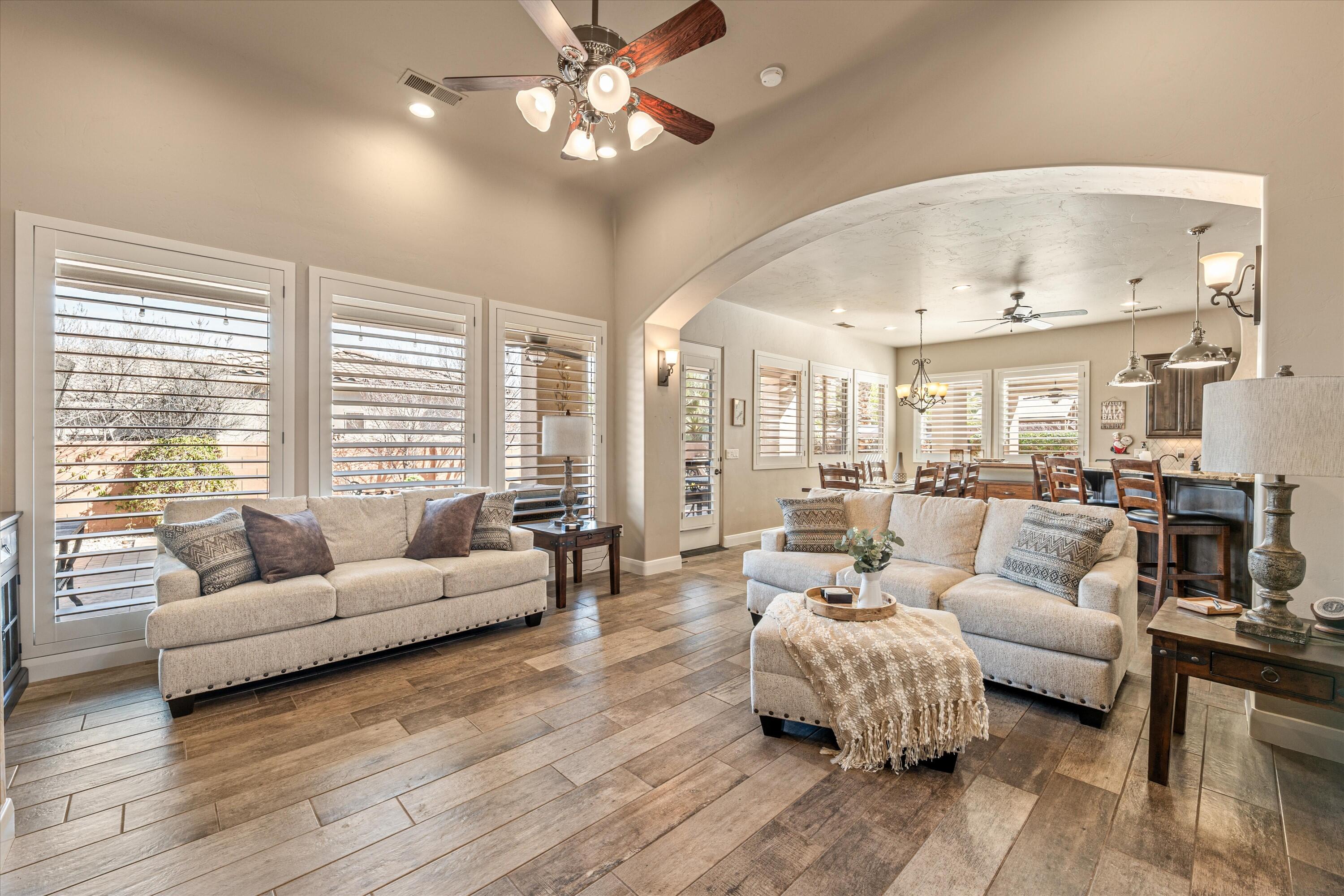 KNOLLS AT LITTLE VALLEY - Residential