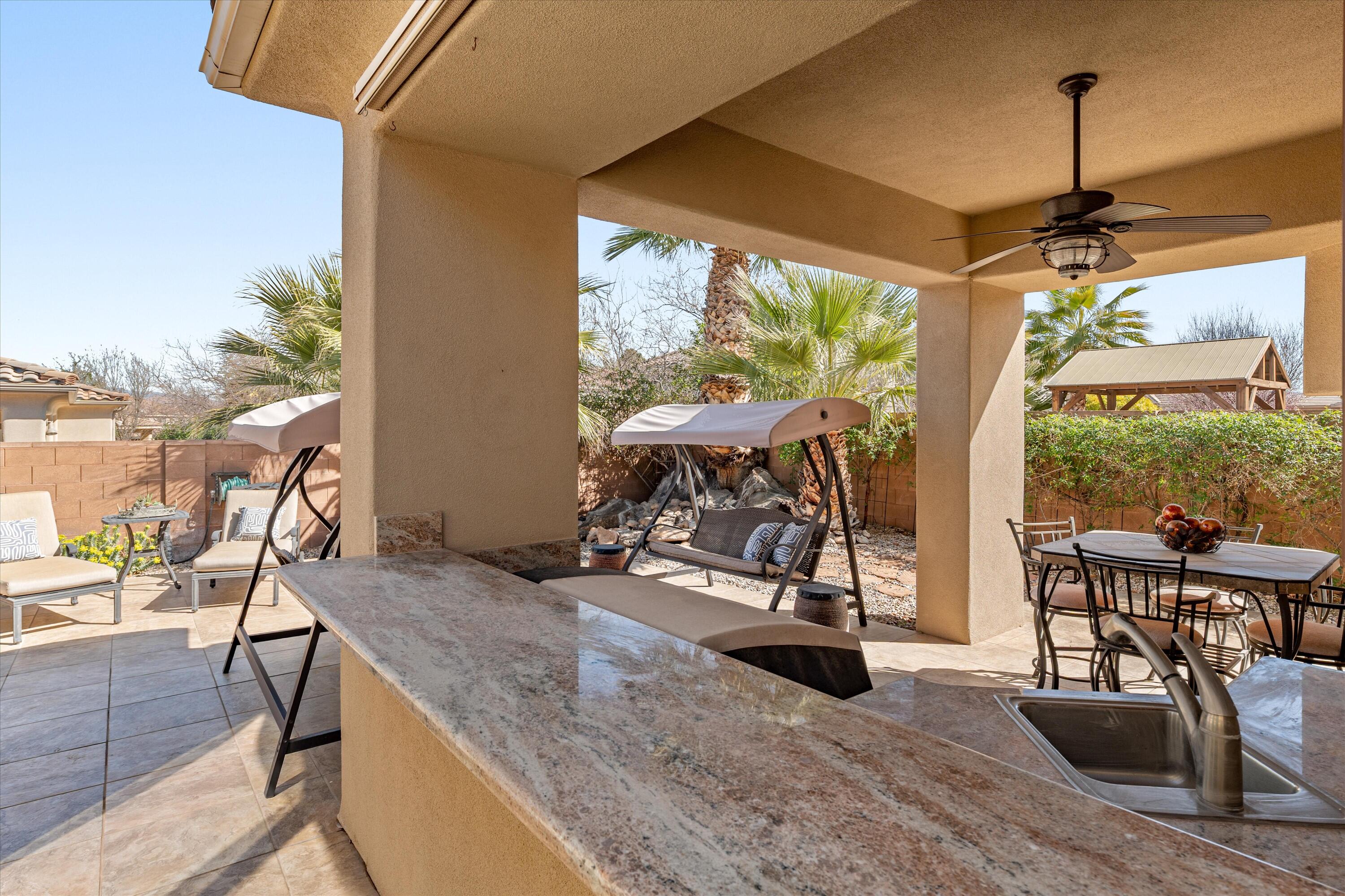 KNOLLS AT LITTLE VALLEY - Residential