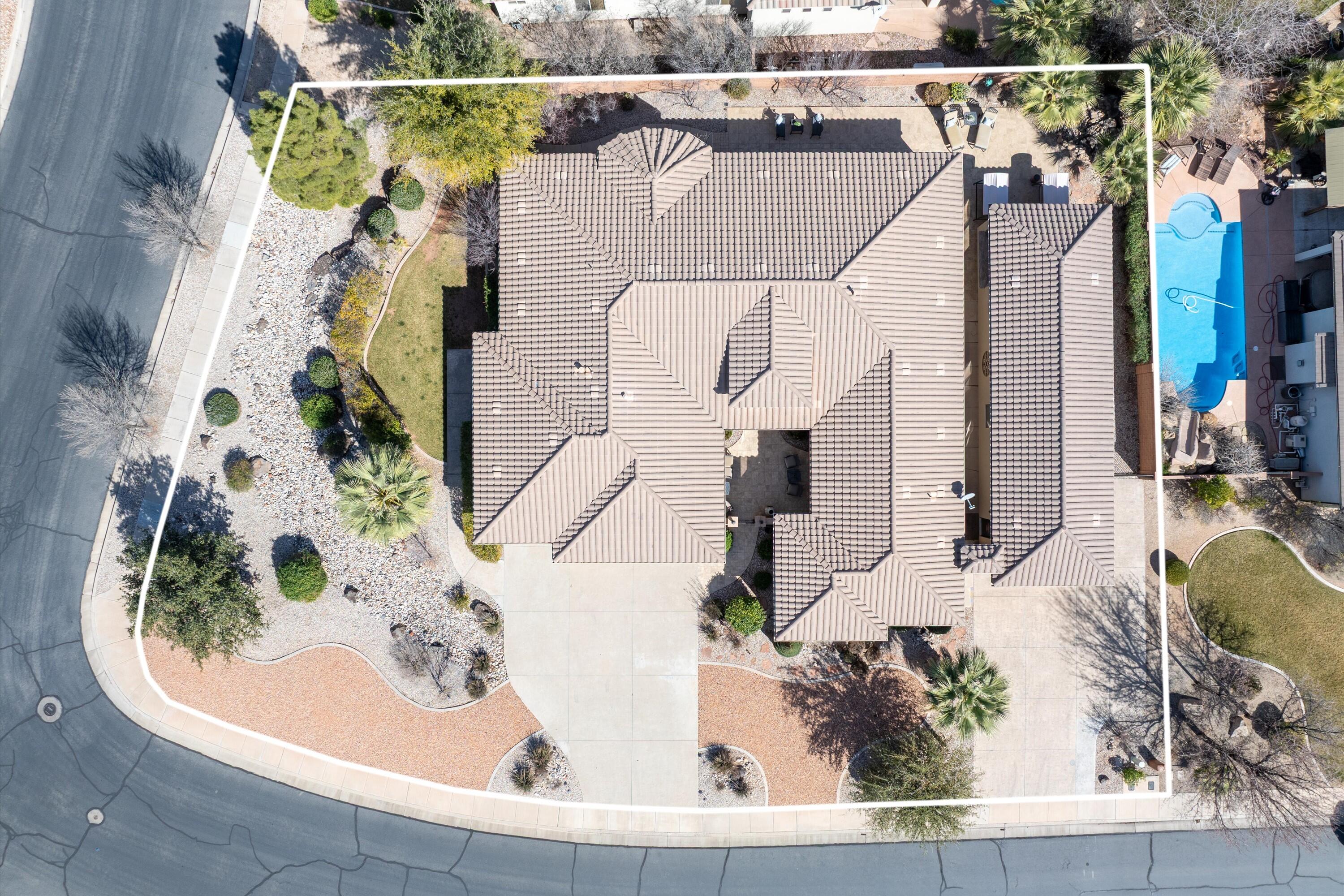 KNOLLS AT LITTLE VALLEY - Residential