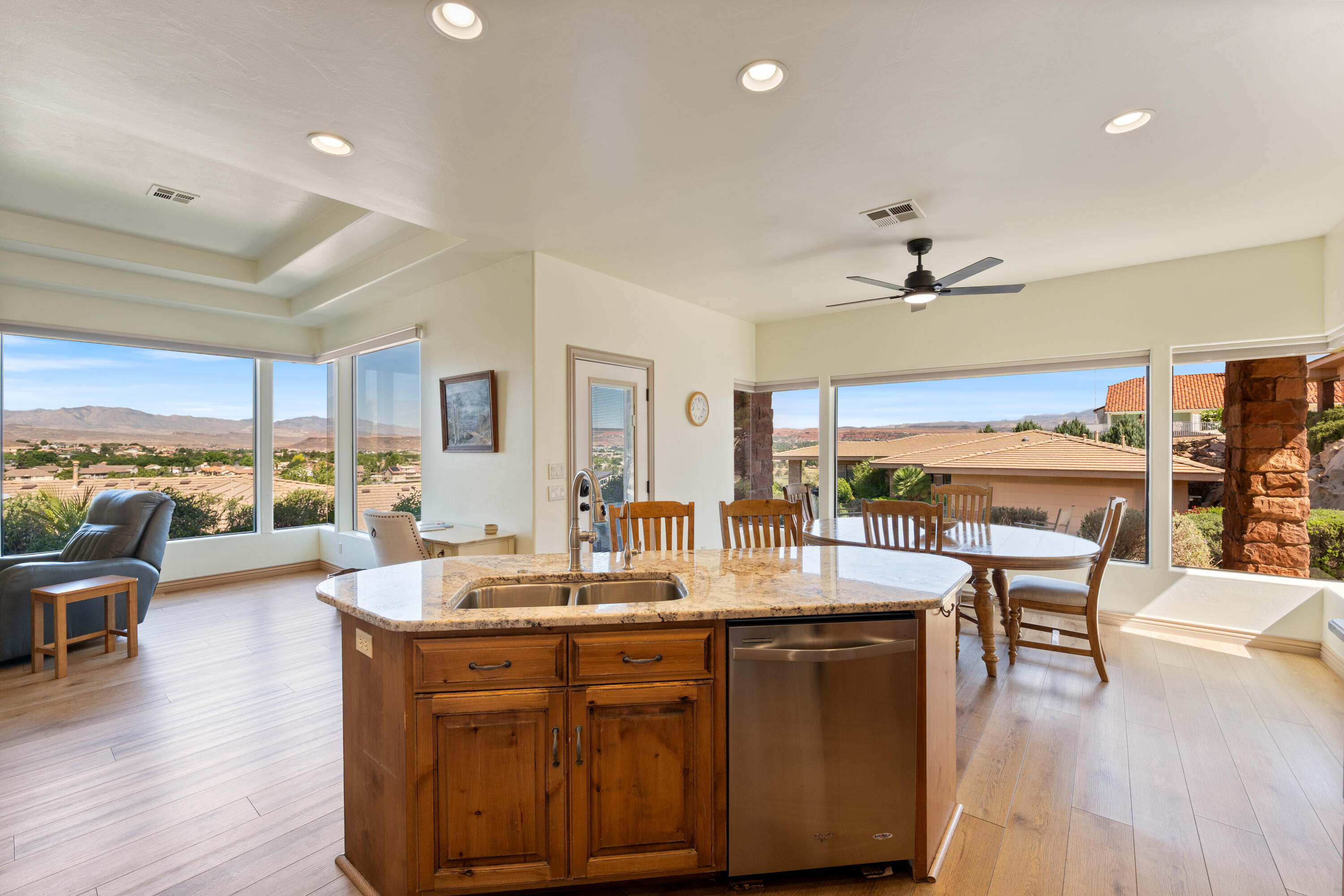 SPYGLASS HILL ESTATES - Residential
