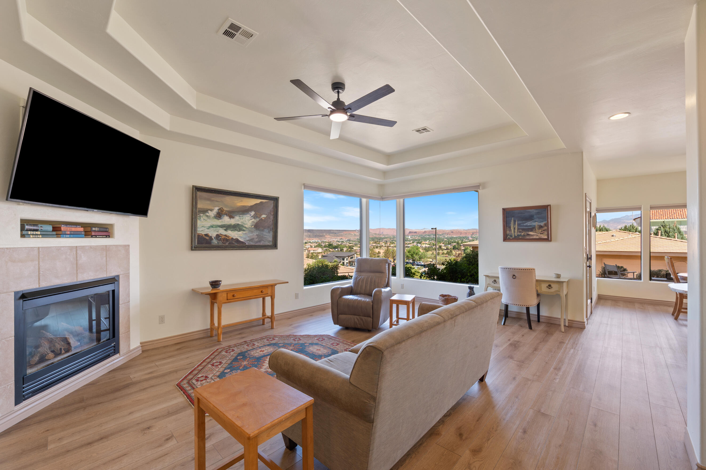 SPYGLASS HILL ESTATES - Residential