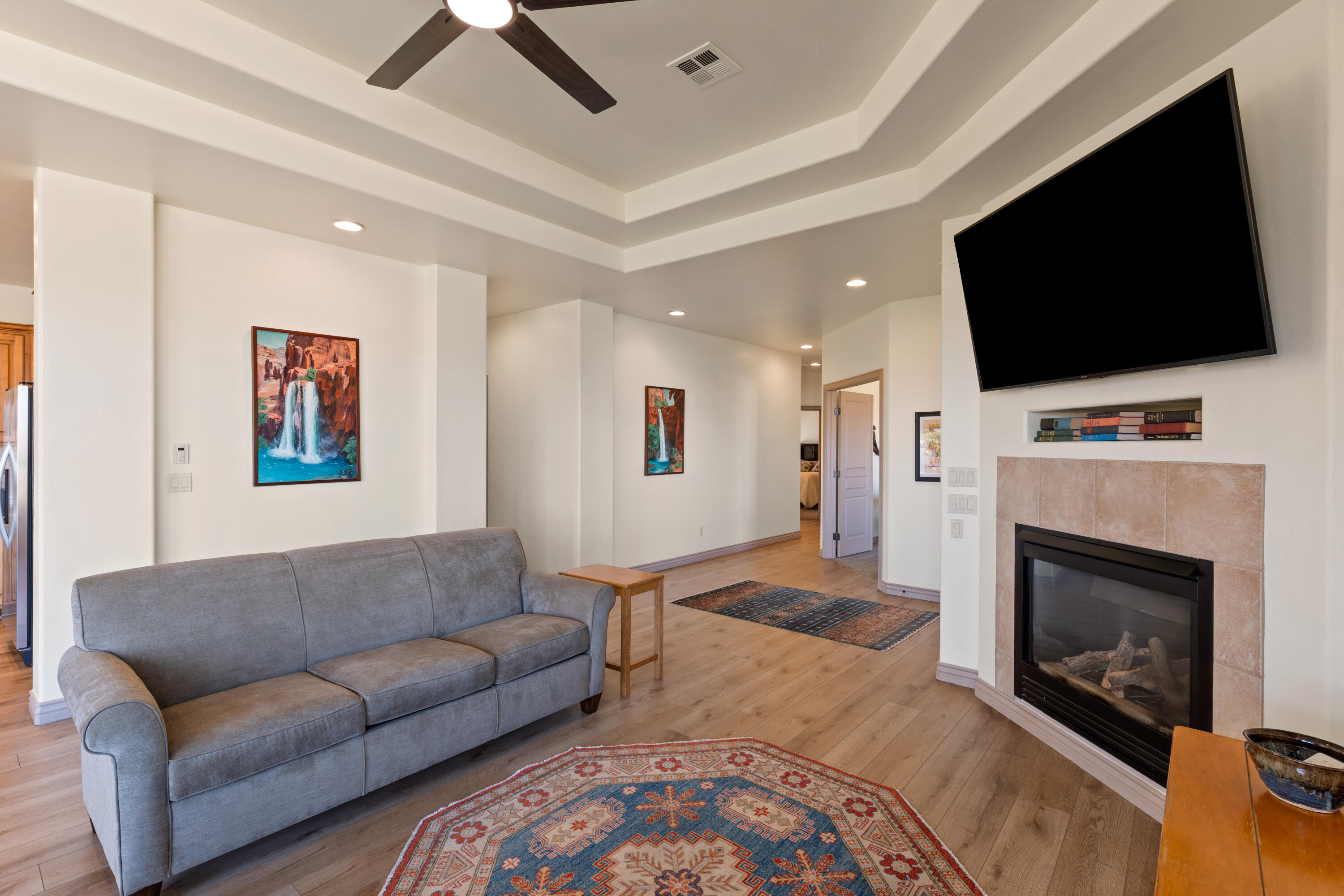 SPYGLASS HILL ESTATES - Residential
