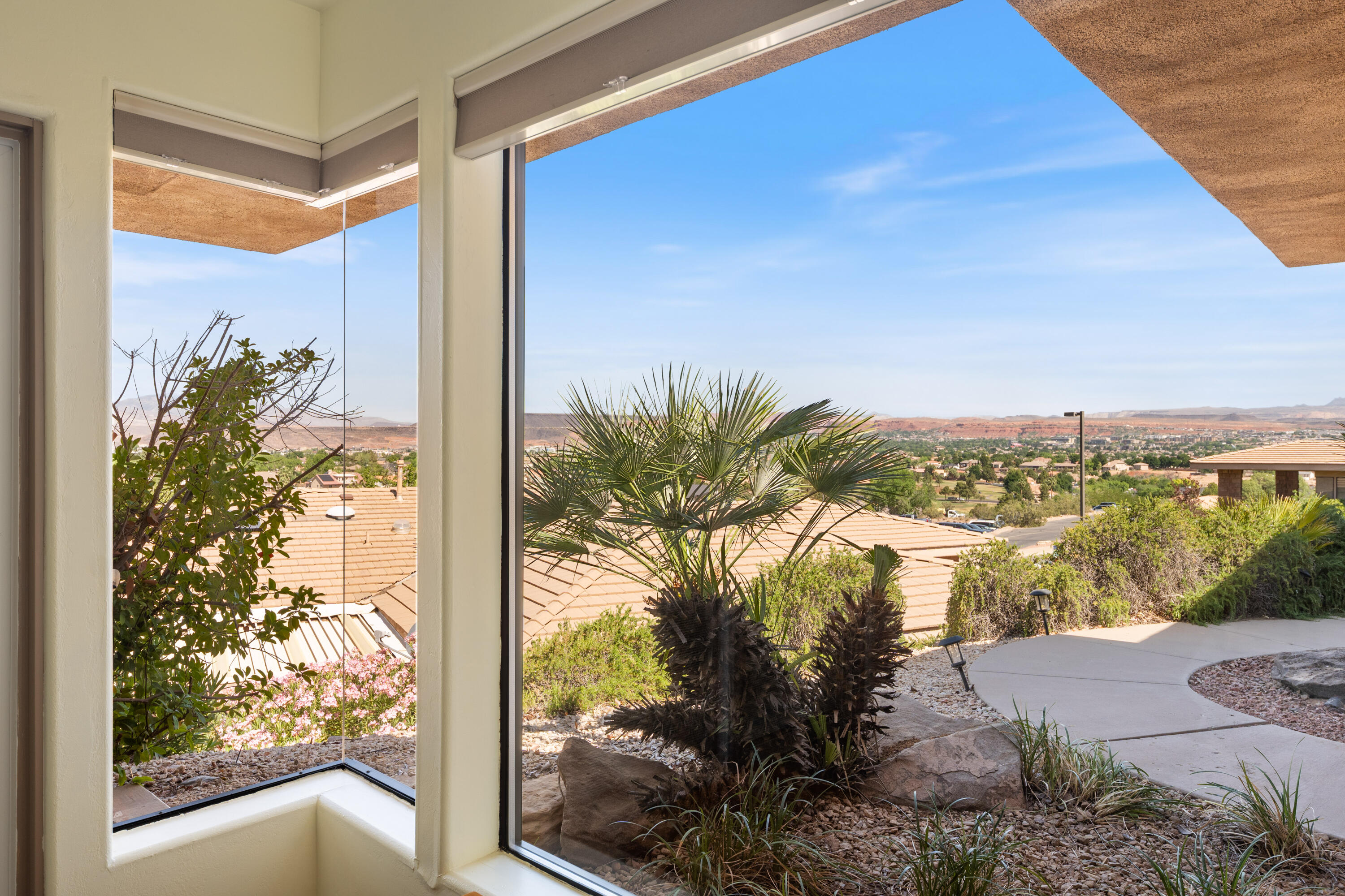 SPYGLASS HILL ESTATES - Residential
