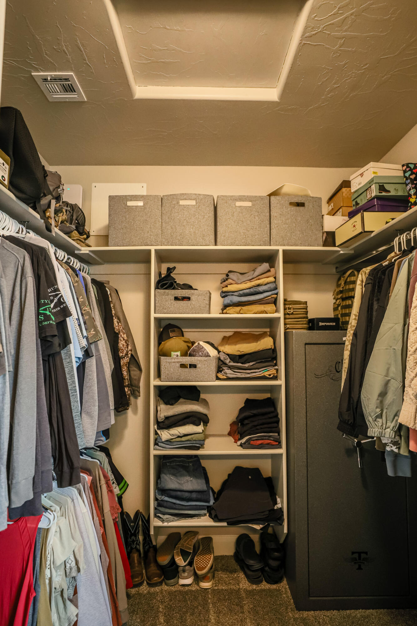 CRIMSON VIEW - Residential