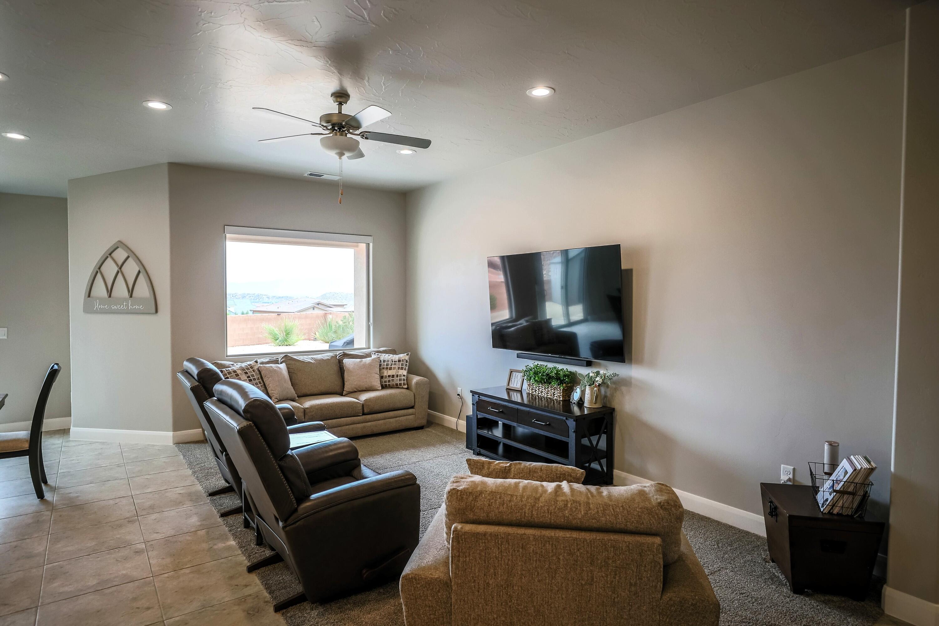 CRIMSON VIEW - Residential