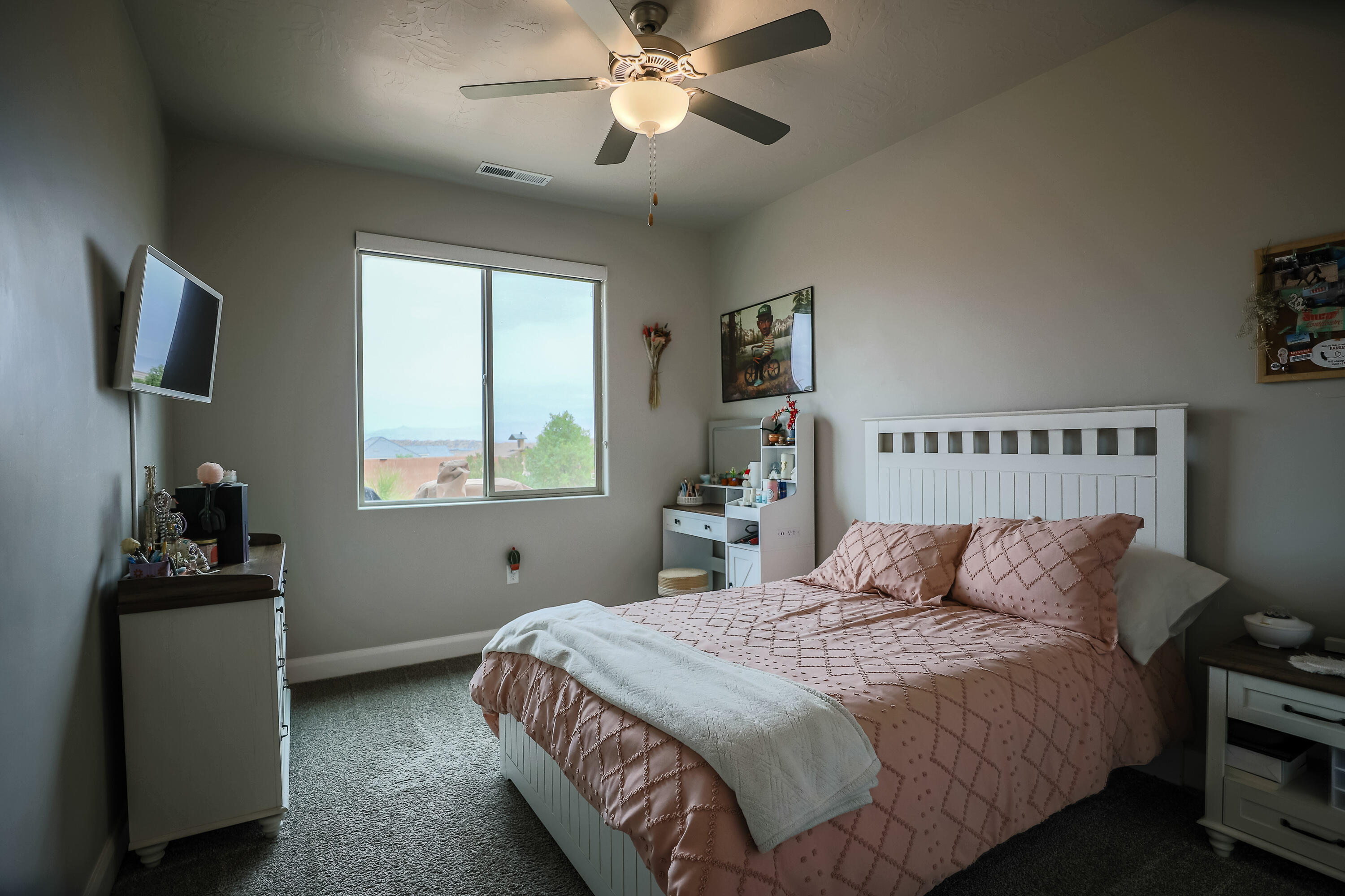 CRIMSON VIEW - Residential