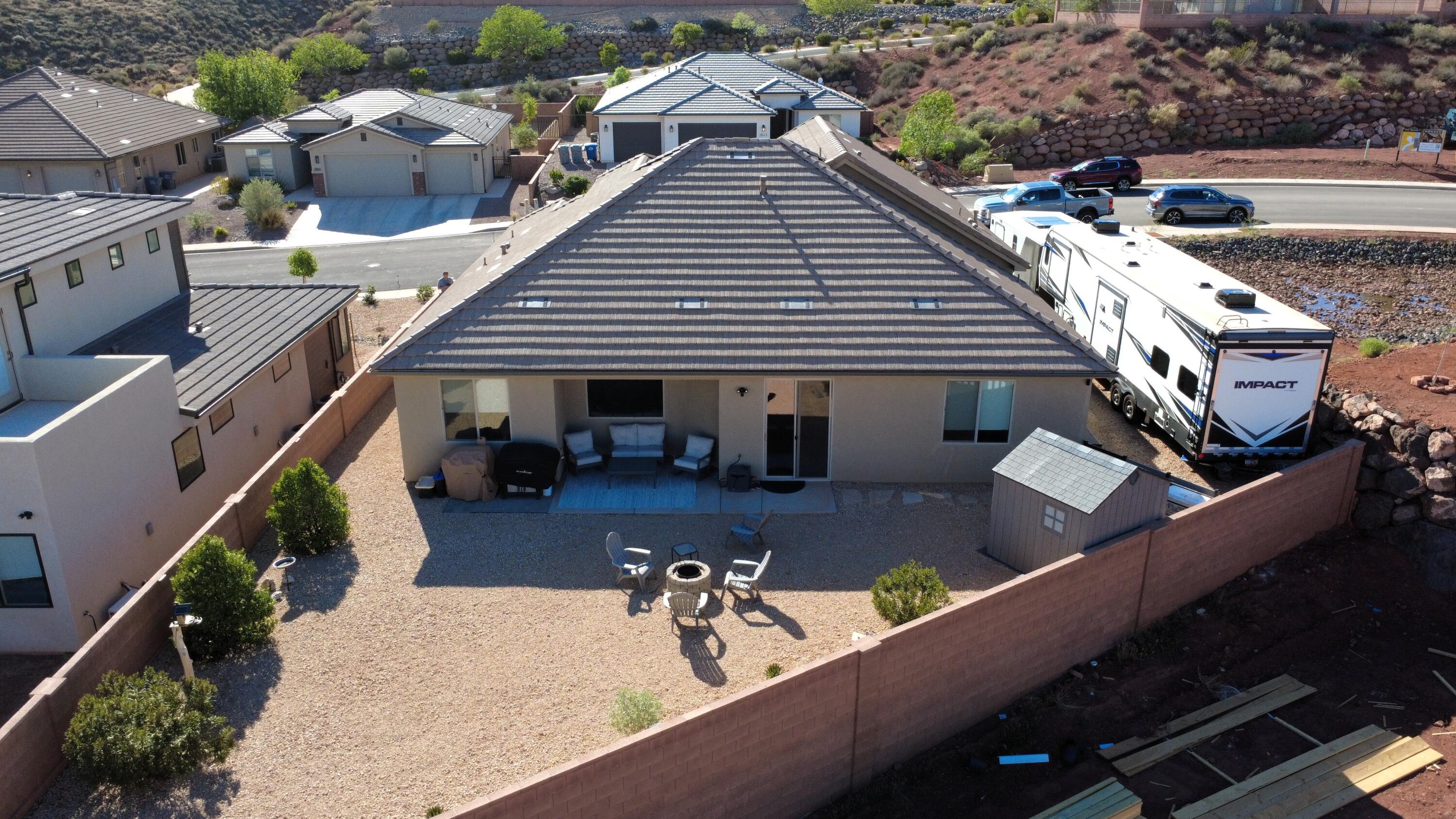 CRIMSON VIEW - Residential