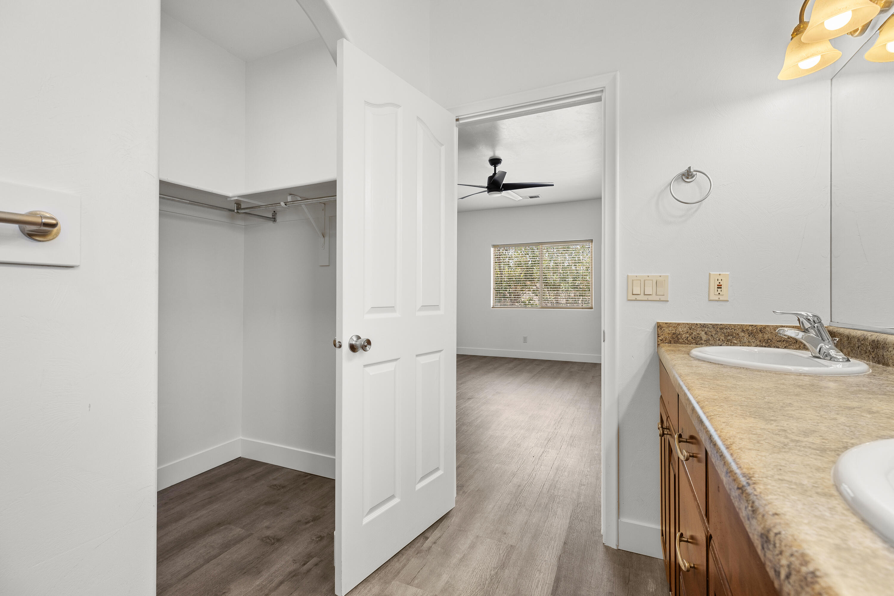 ZION VIEW ESTATES - Residential