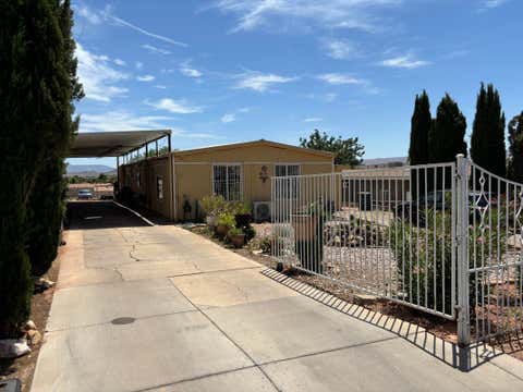 Photo of 1975 W 1425 N, Saint George, UT 84770 (MLS # 26-274690)