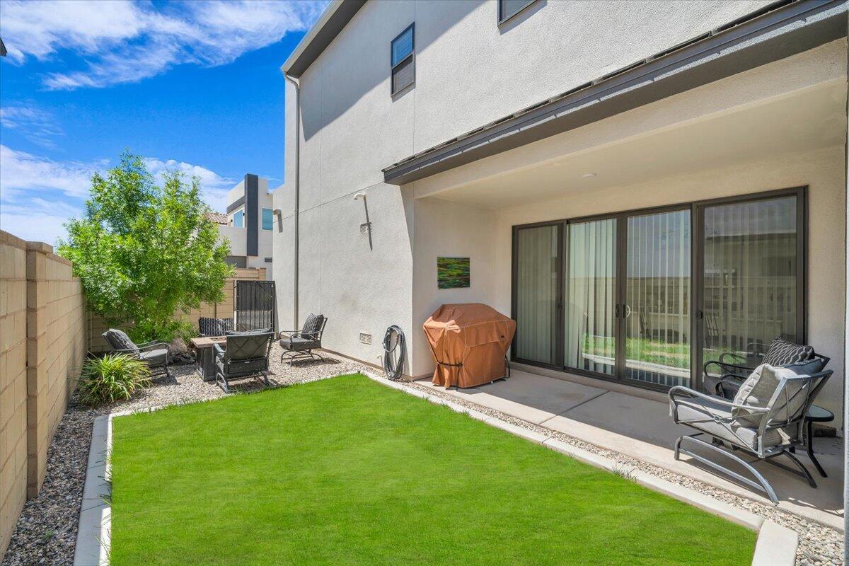 AUBURN HILLS - Residential