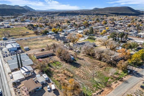 Tiny photo for 233 N STATE ST, La Verkin, UT 84745 (MLS # 26-273043)