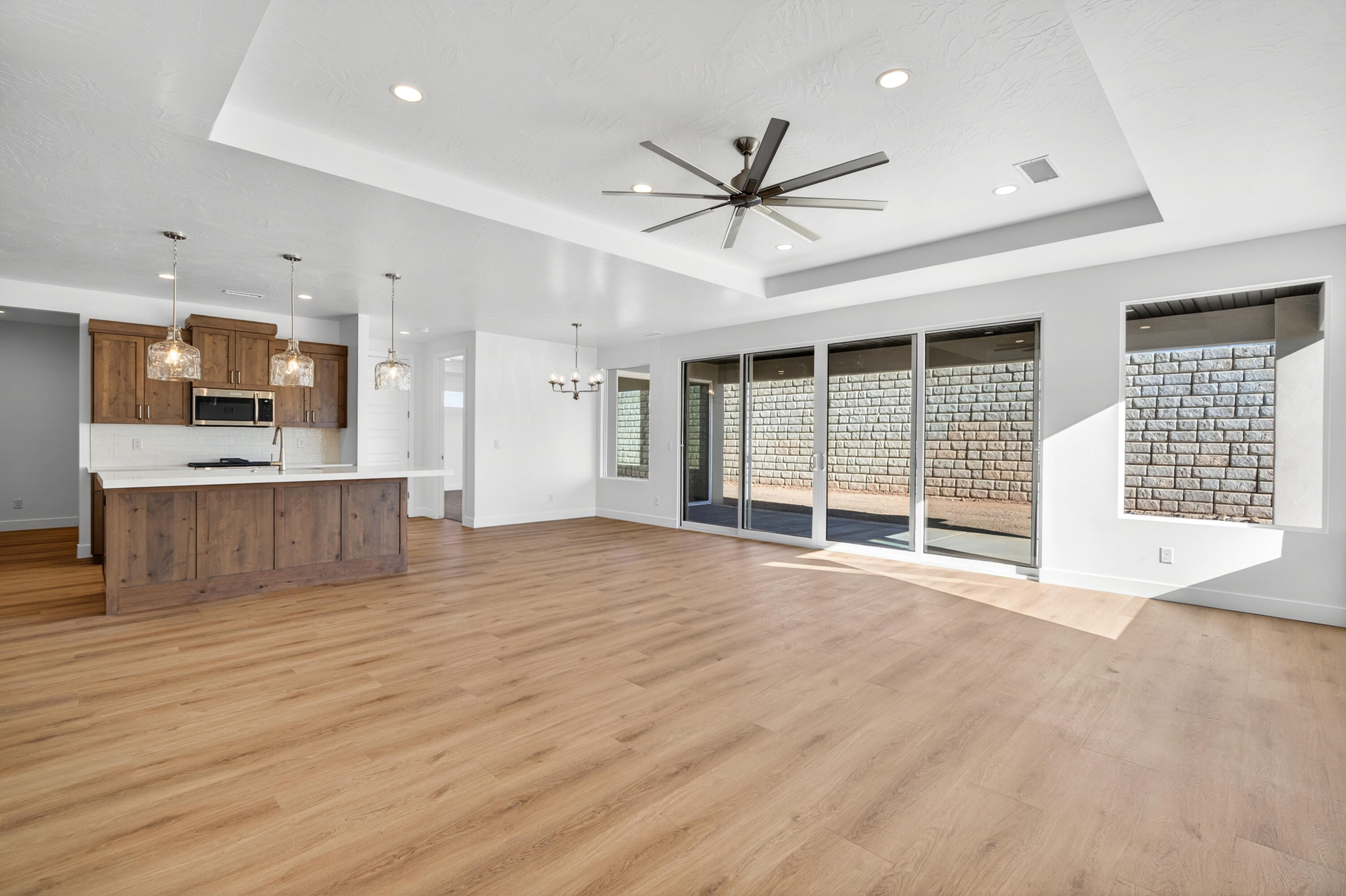 PARK SIDE AT GRANDPA'S POND - Residential