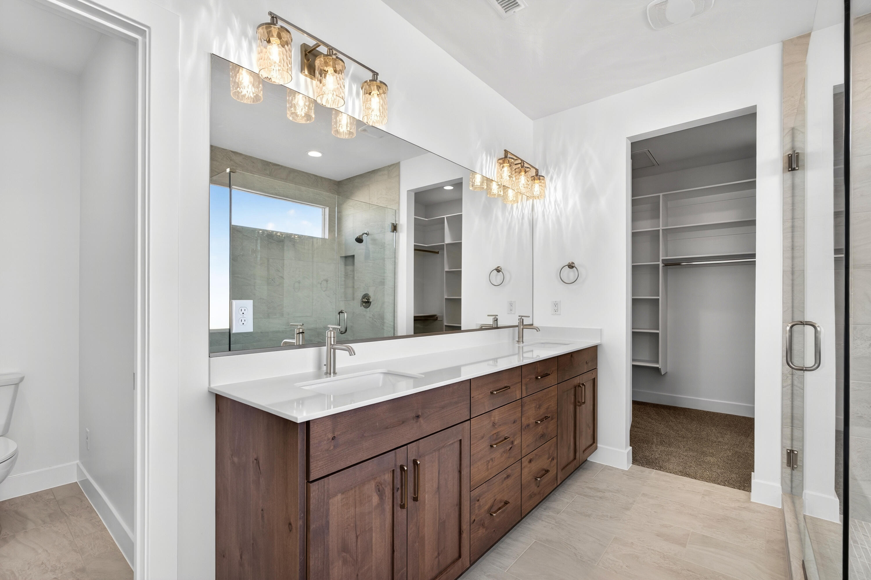 PARK SIDE AT GRANDPA'S POND - Residential