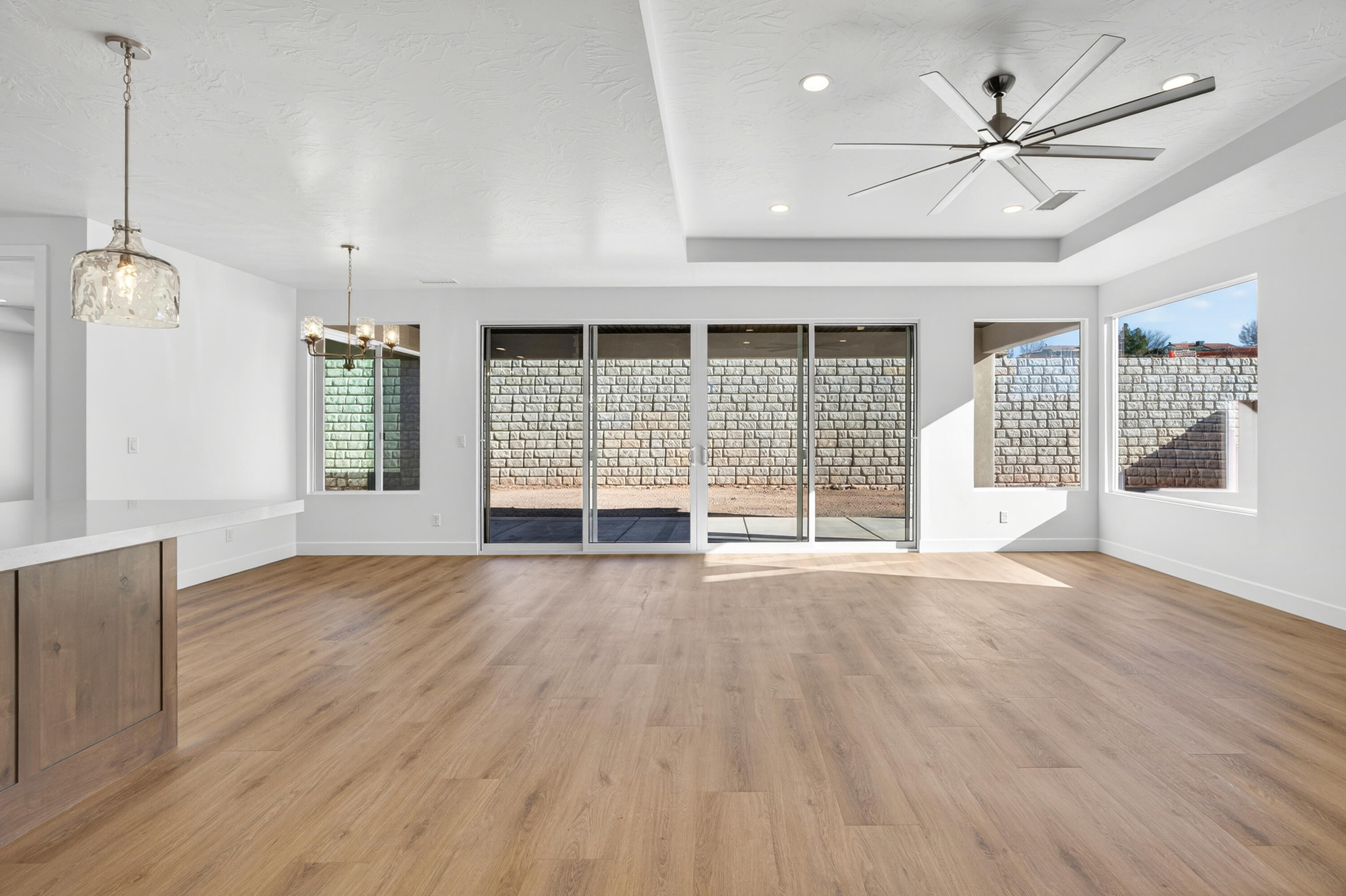 PARK SIDE AT GRANDPA'S POND - Residential