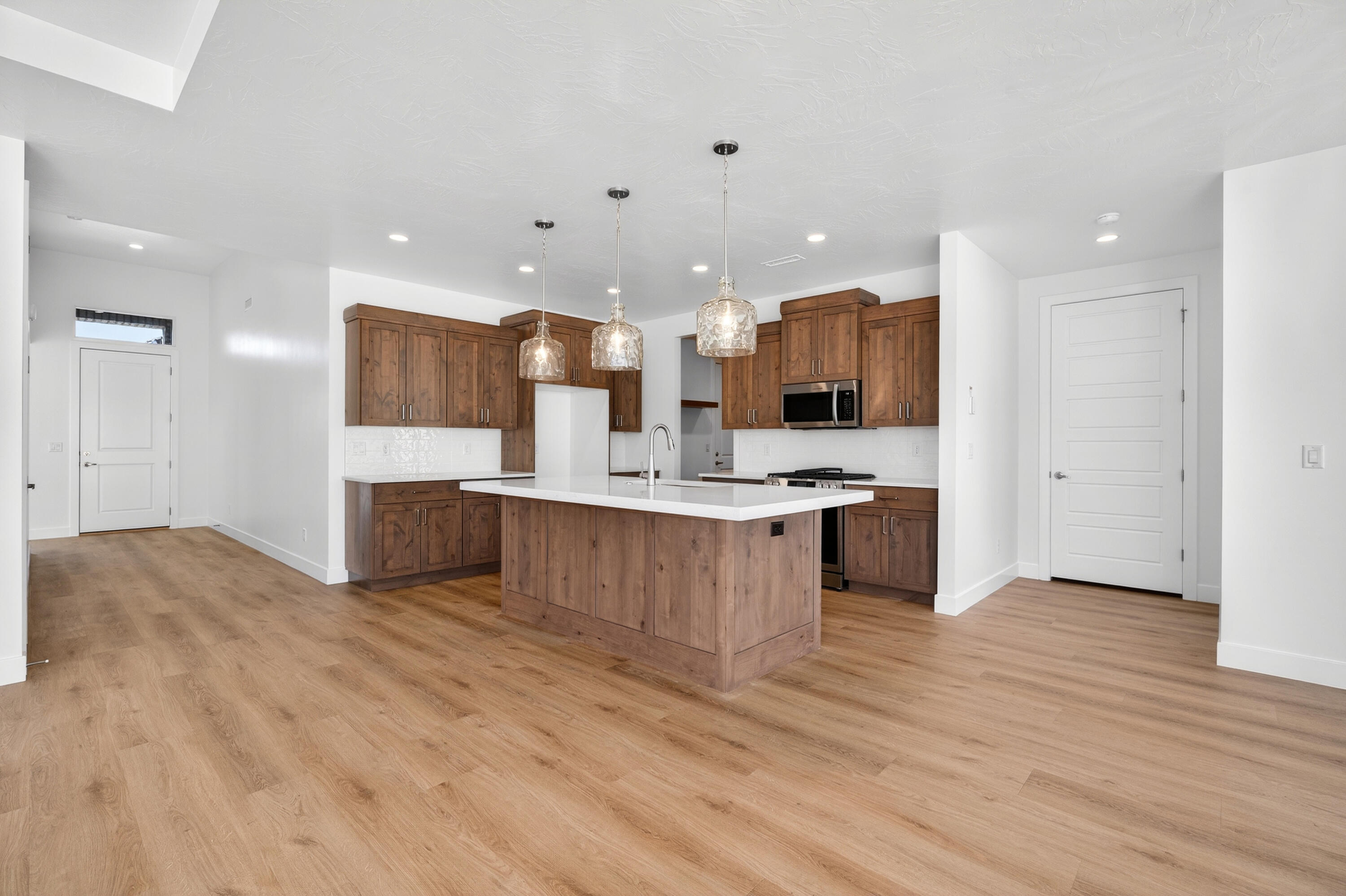 PARK SIDE AT GRANDPA'S POND - Residential