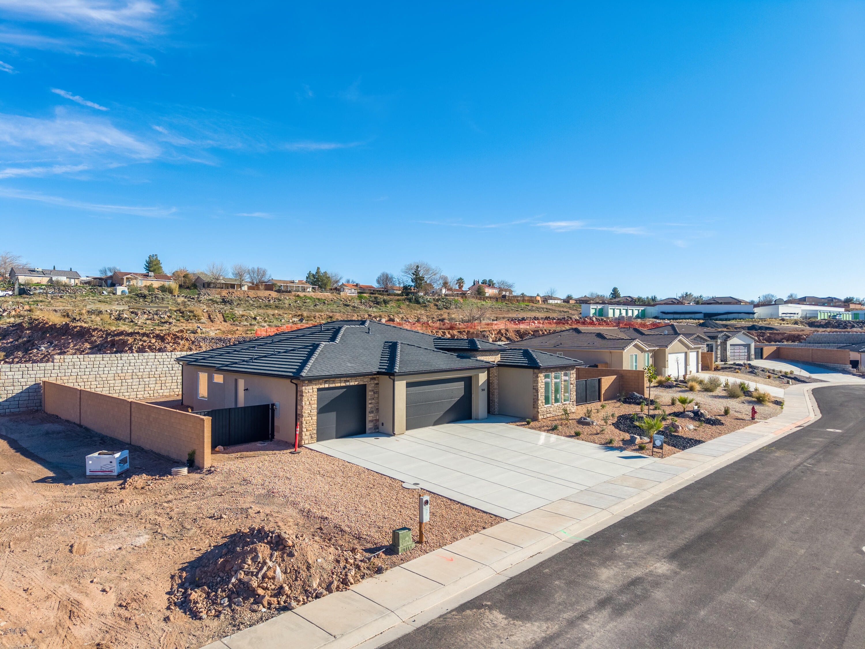 PARK SIDE AT GRANDPA'S POND - Residential