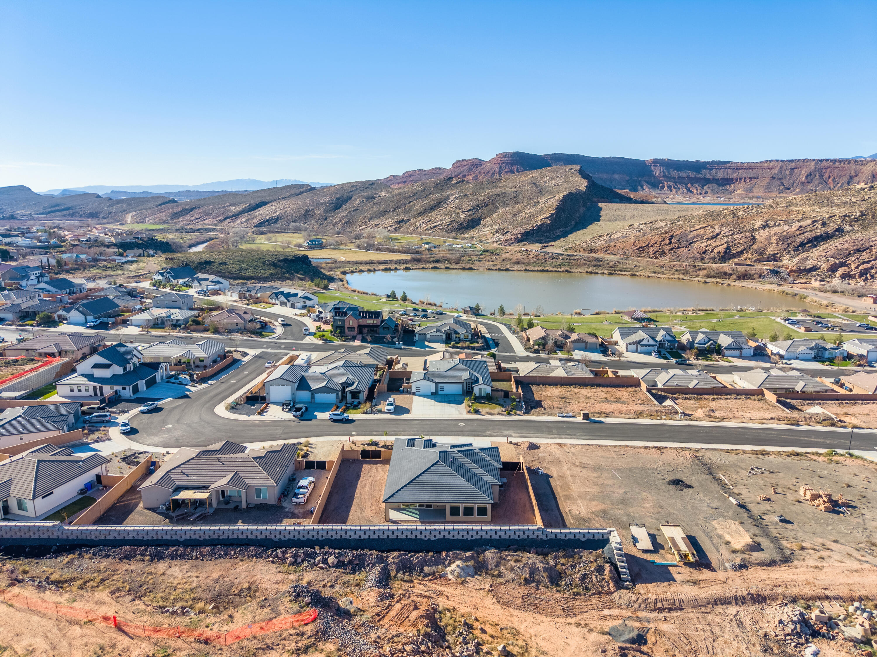 PARK SIDE AT GRANDPA'S POND - Residential