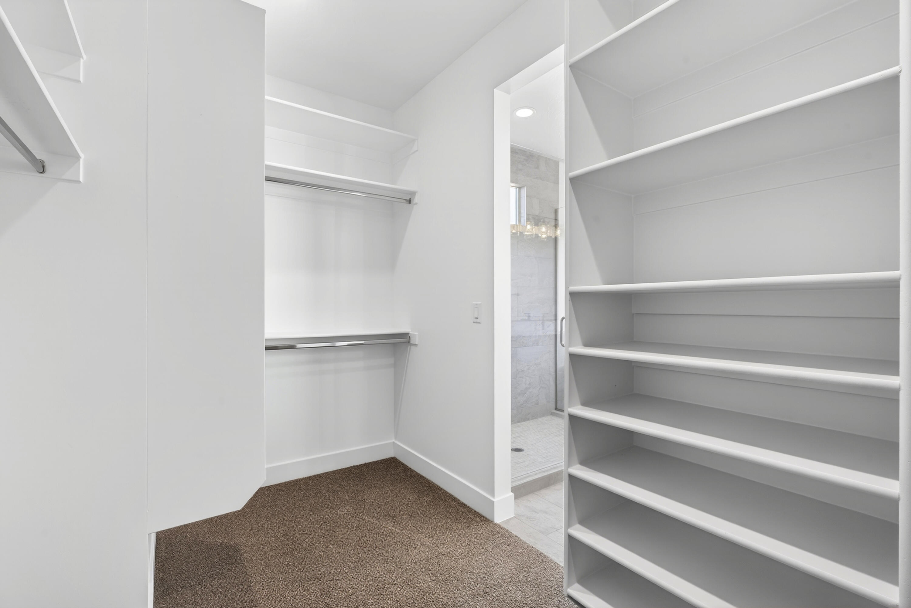 PARK SIDE AT GRANDPA'S POND - Residential