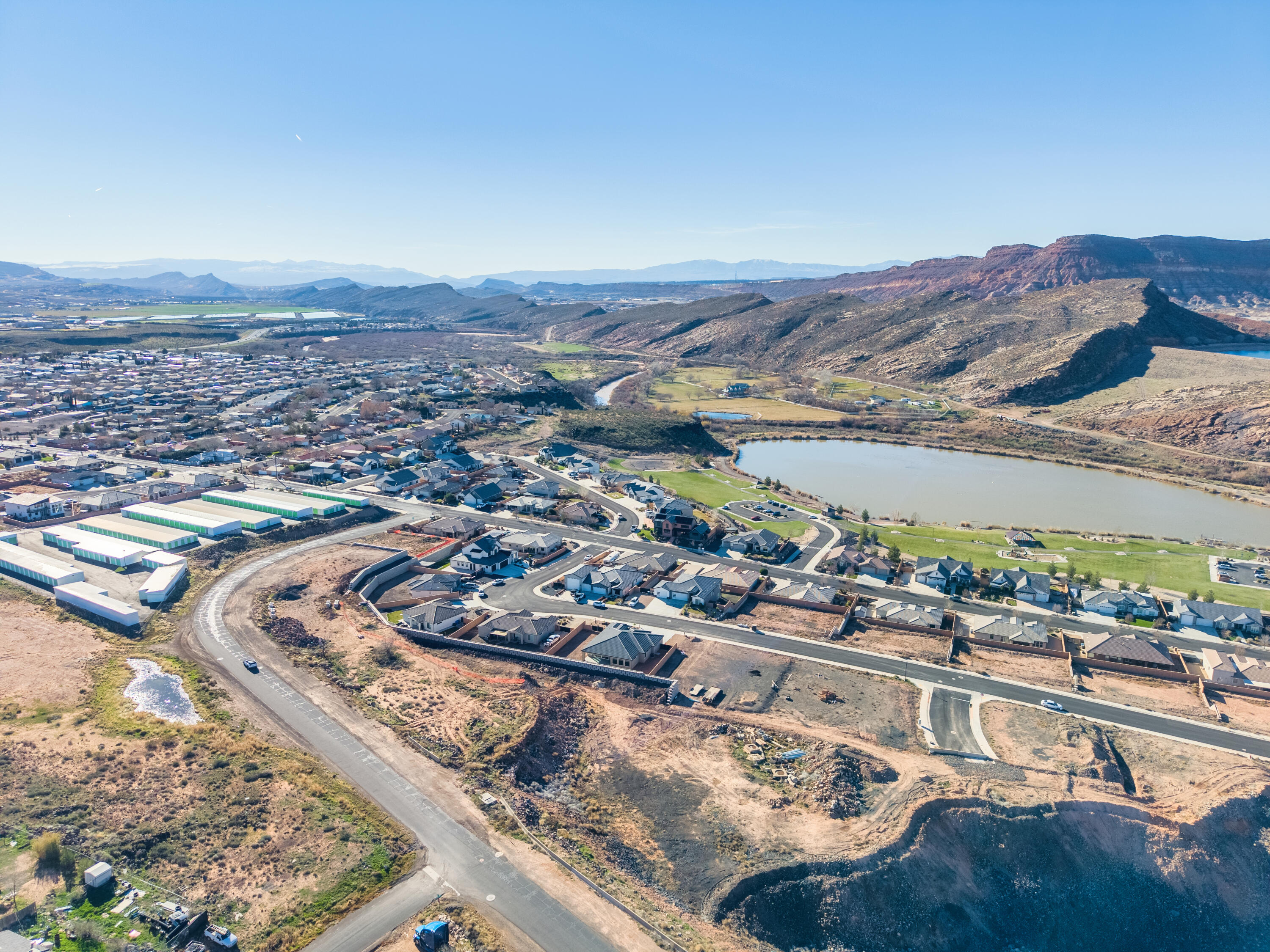 PARK SIDE AT GRANDPA'S POND - Residential